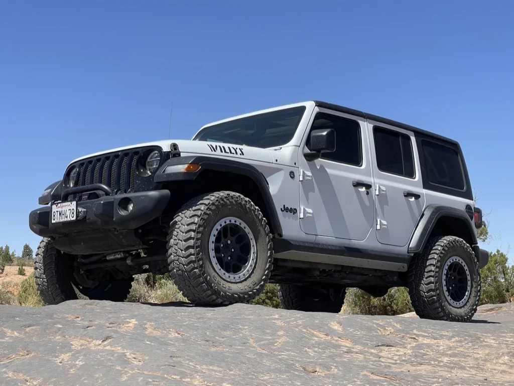 Jeep Wrangler JL Sliders (boat-side / angled) - recommendations? 29537D65-D52C-4EDF-B49F-52AA47072DDC_1_105_c