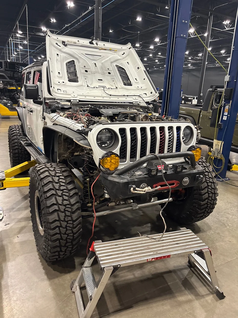 Jeep Wrangler JL The Refreshing Build. at 153,000 miles.  Americas Most Wanted 4x4 5.7 Hemi install and a 4.5 Metal Cloak Long Arm Lift. 80598918146__3757E6FE-796F-44B6-9540-DA1692134702