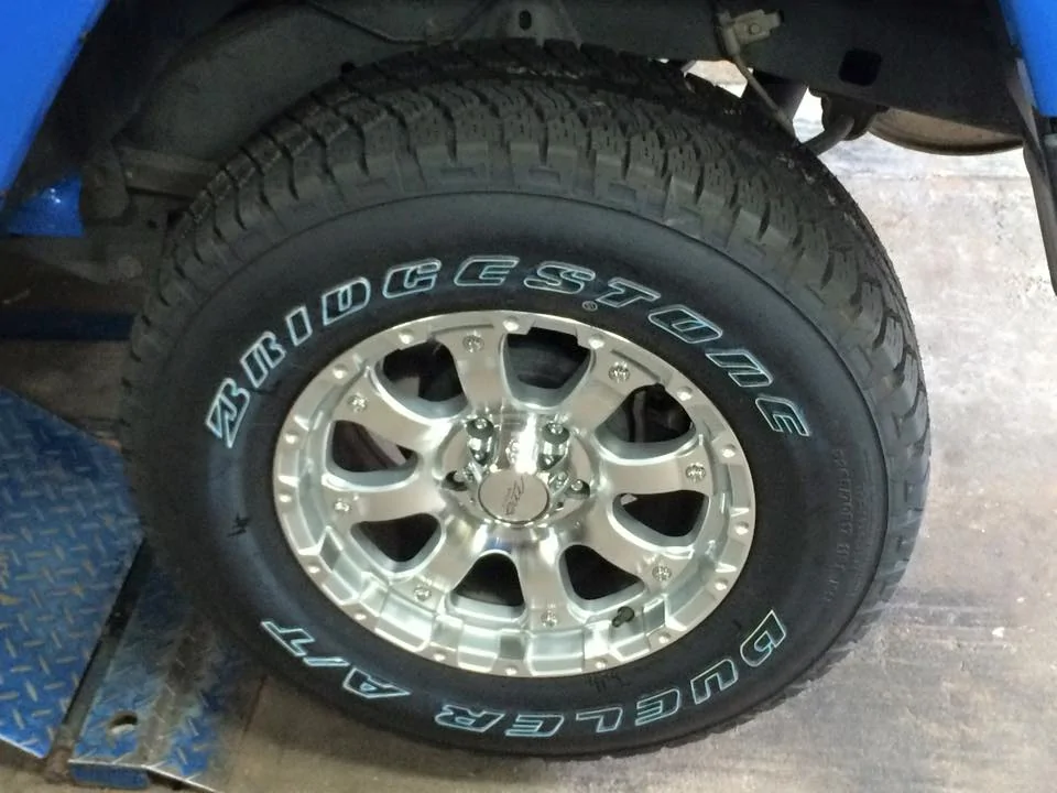 Jeep Wrangler JL Steering wheel wobble? 10603671_10206101941852677_1505459477383454807_n