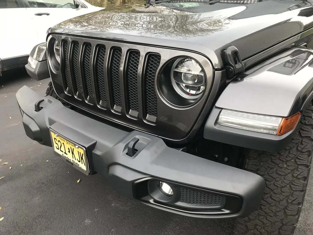 Jeep Wrangler JL Fog Light Bezel Removal and Grill Inserts IMG_5660_zpsbhw30pqr