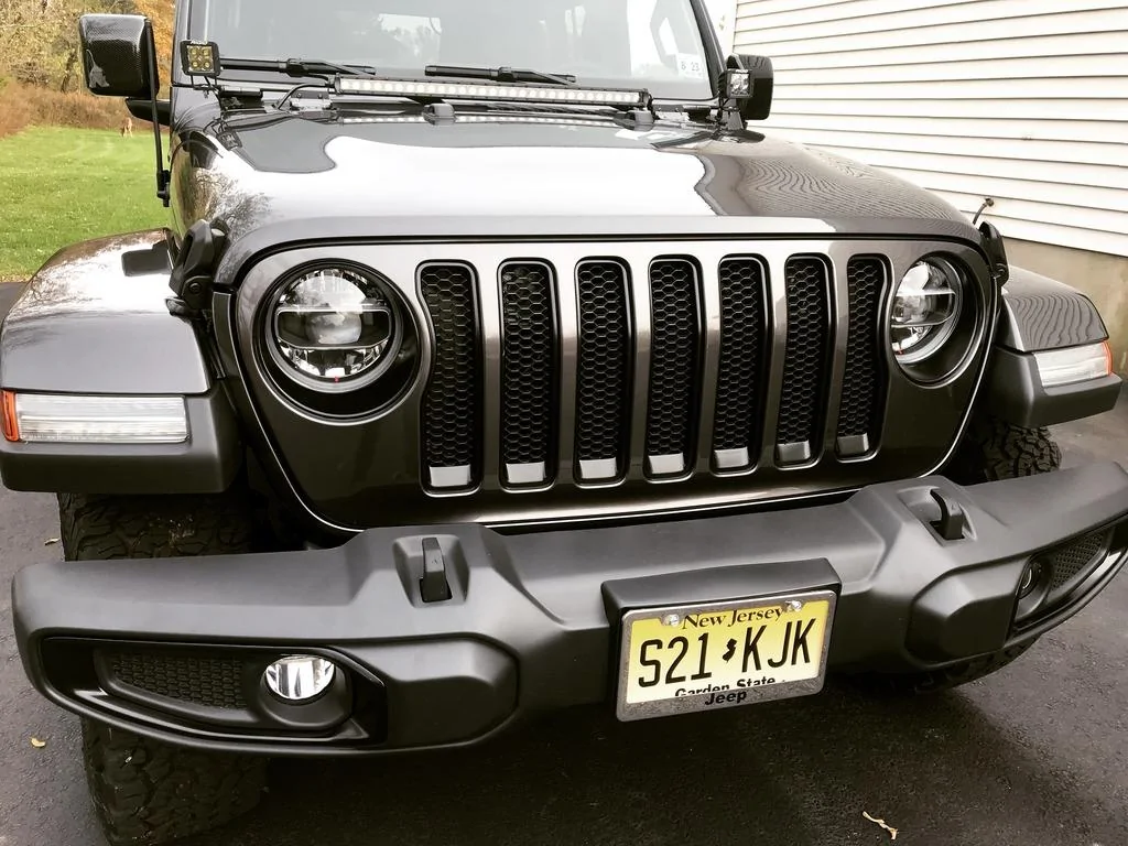 Jeep Wrangler JL Fog Light Bezel Removal and Grill Inserts IMG_5662_zpsdyjdbmu7