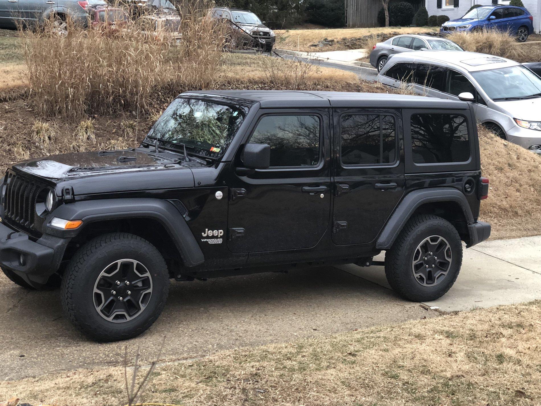 Jeep Wrangler JL Takeoff parts jl with hard rock rims