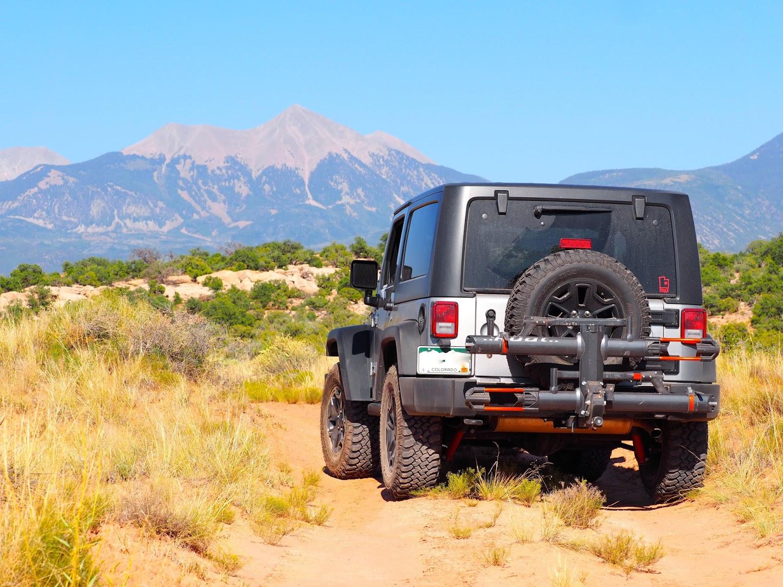 Jeep Wrangler JL Bike Rack Options?? P8200625