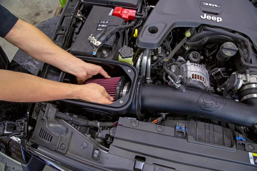 Jeep Wrangler JL How-to install S&B Filter Cold Air Intake Air-Filter-in