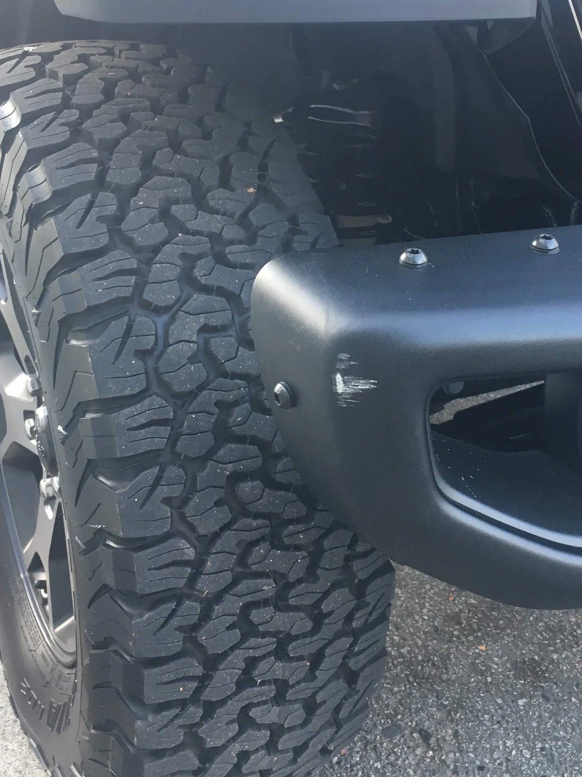 Jeep Wrangler JL Steel bumper touch up IMG_9588