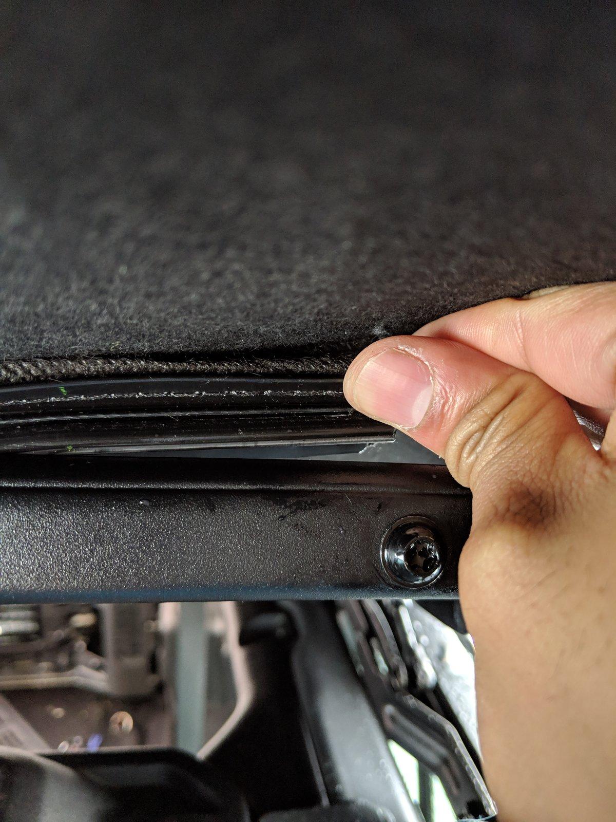 Jeep Wrangler JL Soft top coming off from a bow/rail IMG_20181115_144615