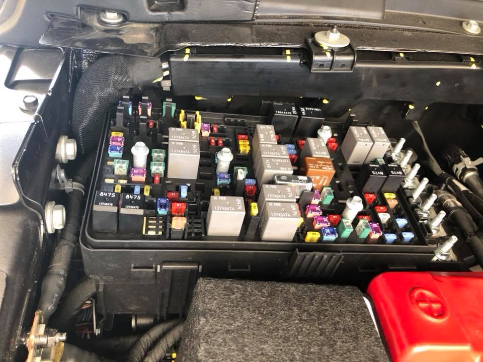 Jeep Wrangler JL Stop/Start Issues fuse box JL