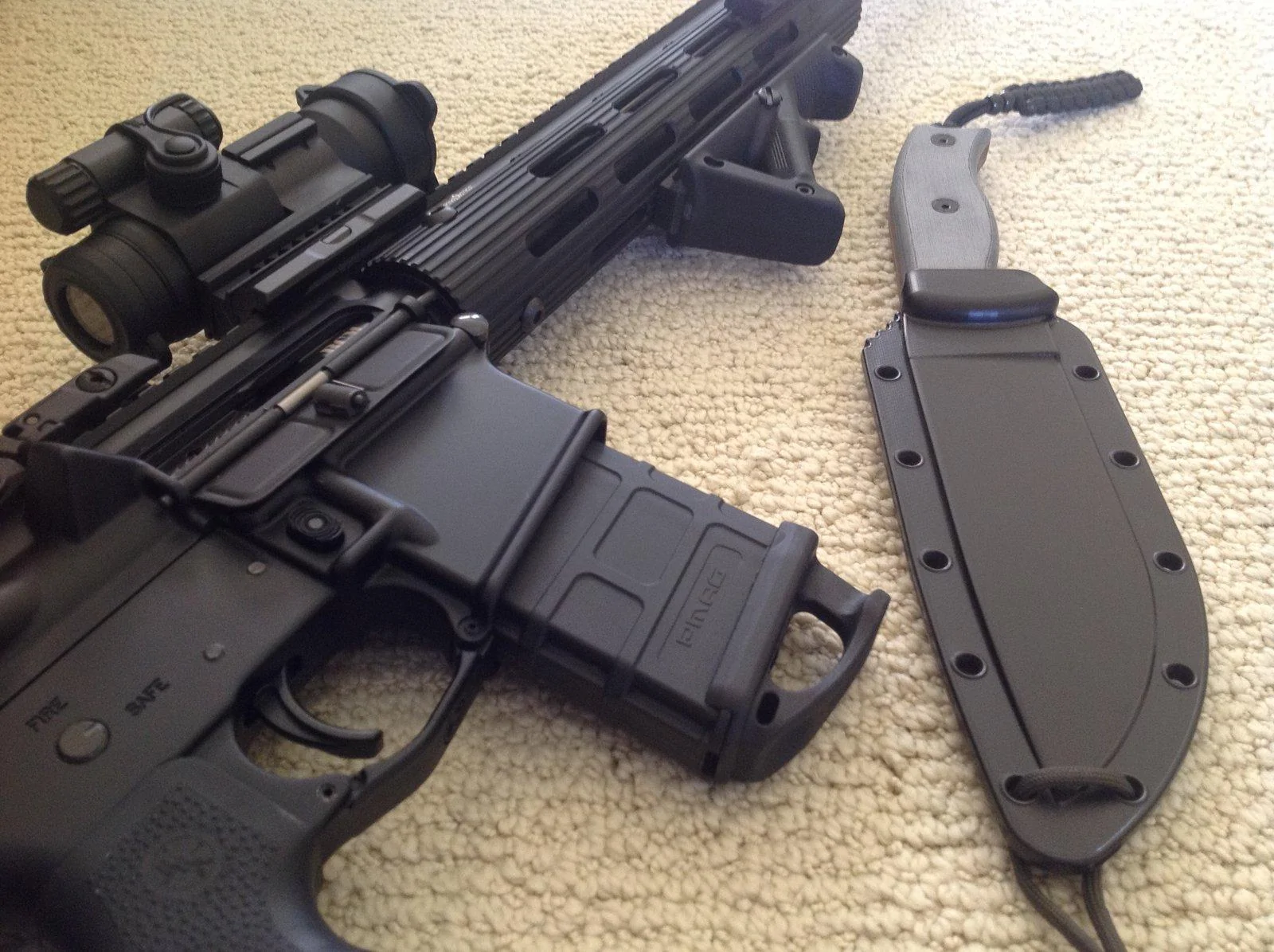 Jeep Wrangler JL Firearm and knife collectors imag