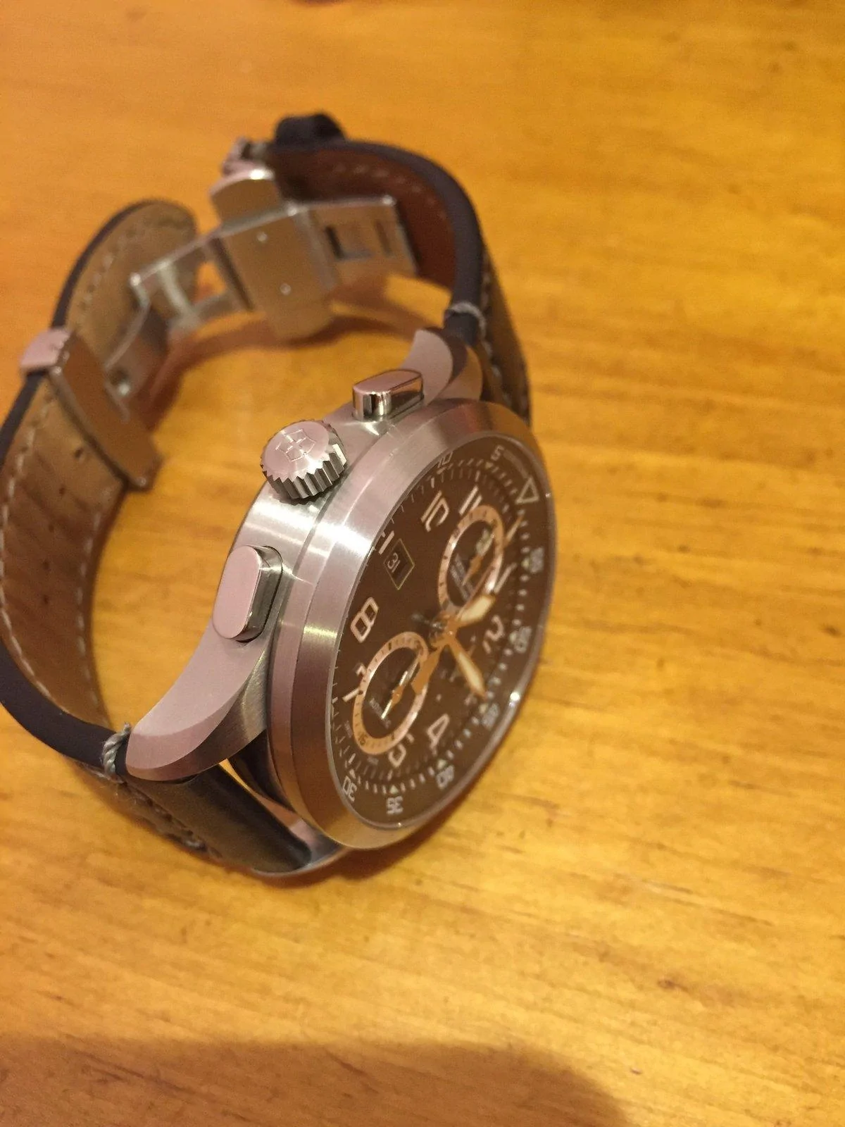 Jeep Wrangler JL Watches CEE9F4DC-002A-43EC-BB9F-CFD4BEE005A8