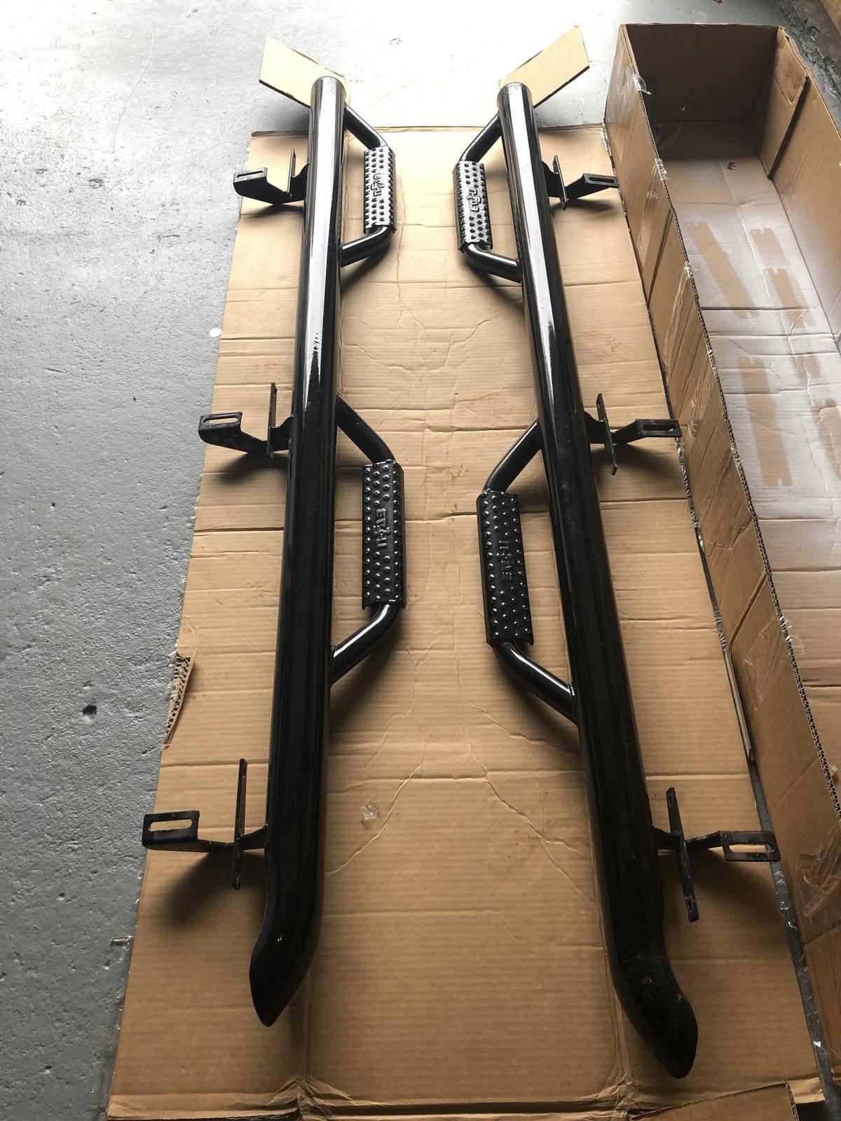 Jeep Wrangler JL N-FAB side steps 4 sale C3E5386B-FABB-4092-B561-B5701018A7D4