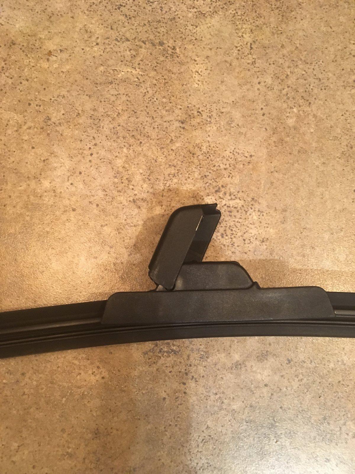 Jeep Wrangler JL Winter wiper blades 01E94E67-29A8-4A57-9A67-F69235446910