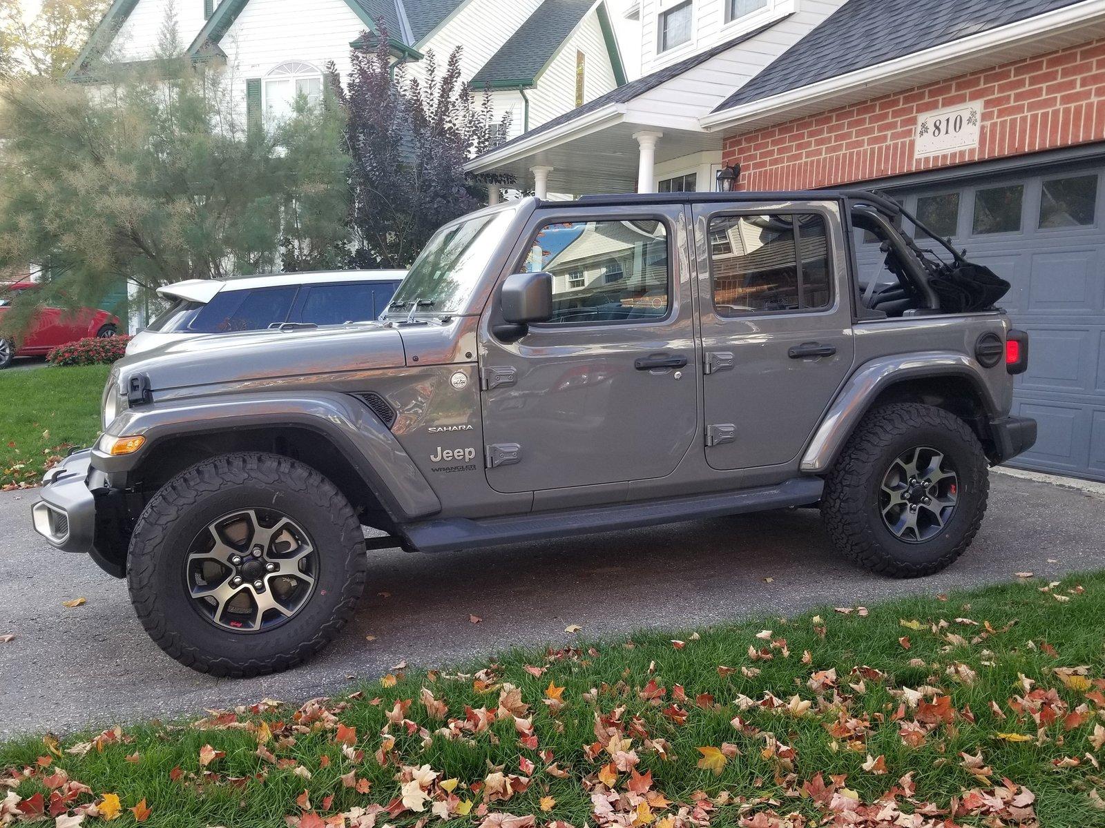 Jeep Wrangler JL Roll Call Canadians with Rubicon wheels-