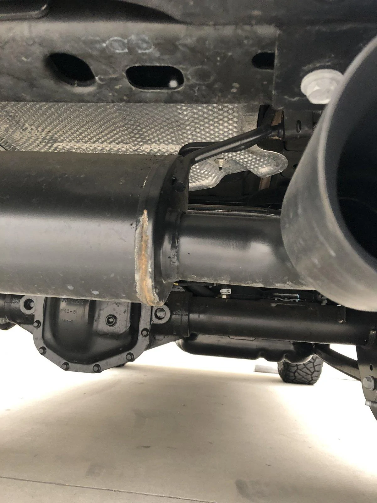 Jeep Wrangler JL Magnaflow black axleback rusting 6446EF28-AA84-4FB2-8F48-ECE9C23407DC
