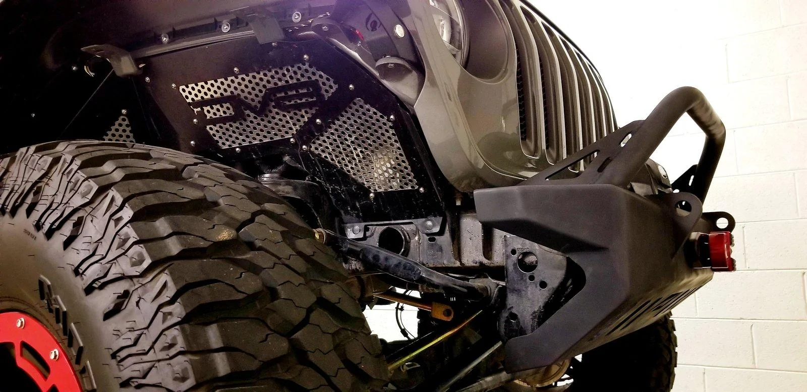 Jeep Wrangler JL Installed Motobilt front bumper 20181122_181021