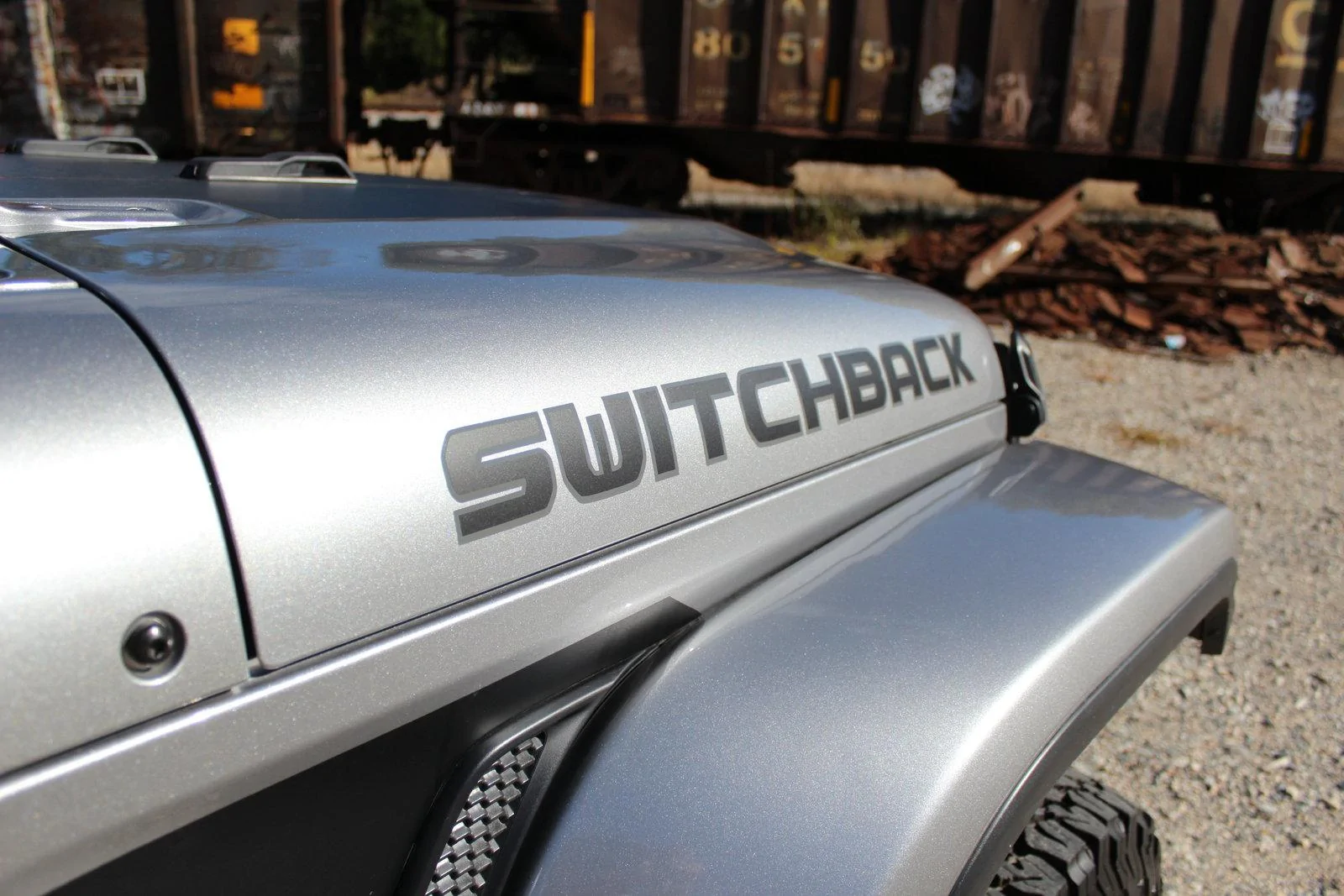 Jeep Wrangler JL Show us your unique hood decals! upload_2018-11-26_21-11-55
