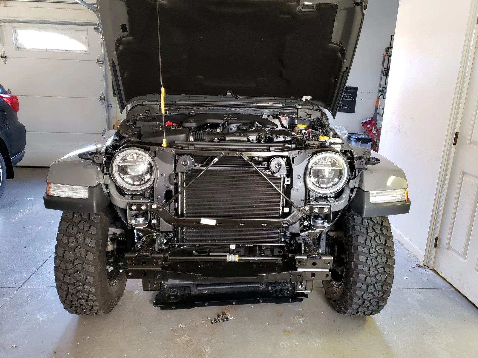 Jeep Wrangler JL Maximus-3 JL Winch Plate & Accessories 20181122_144003