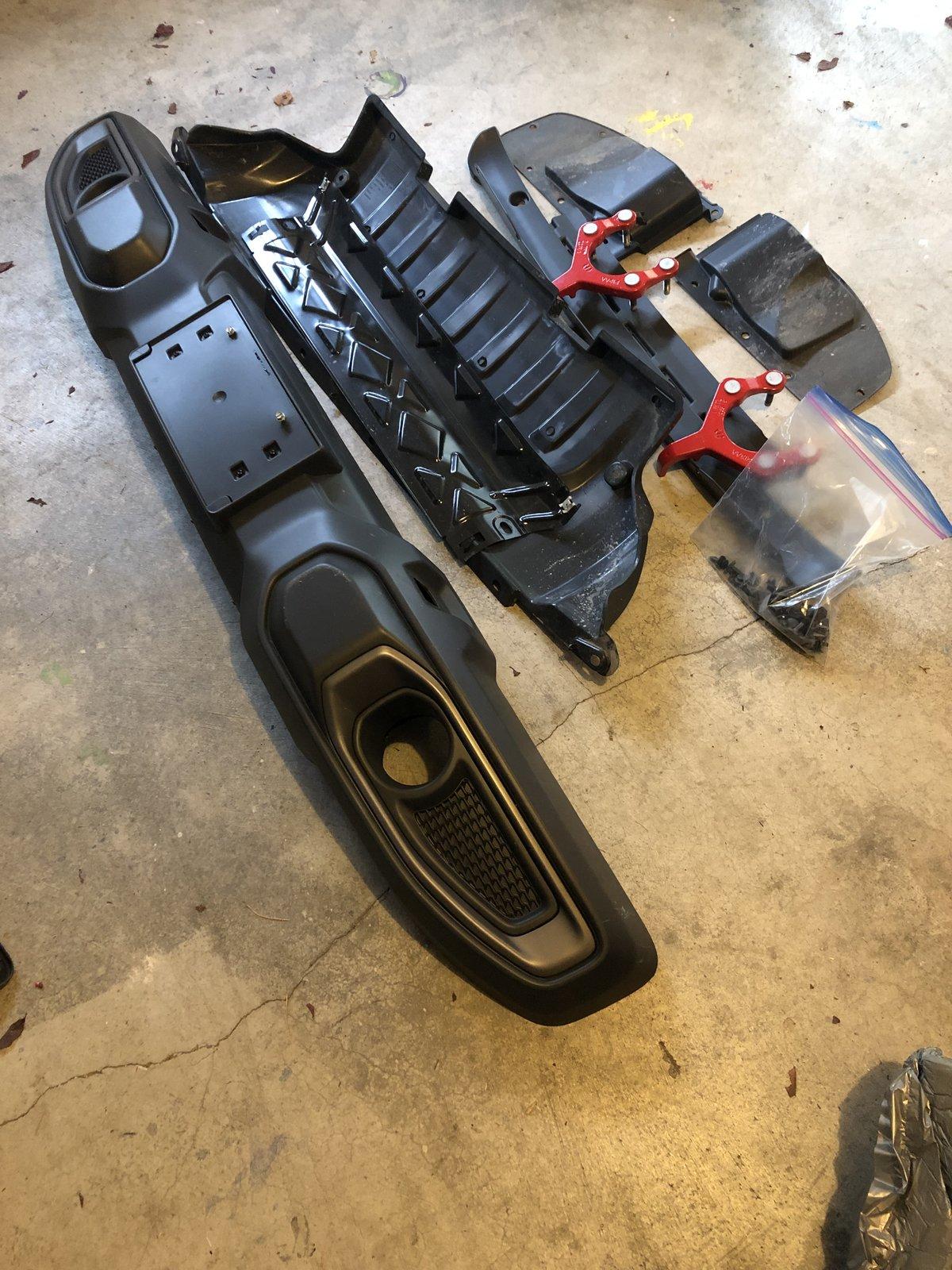 Jeep Wrangler JL Rubicon Front Bumper $250 OBO 5CB5D01B-B67E-432A-A25C-741AFFA7405B