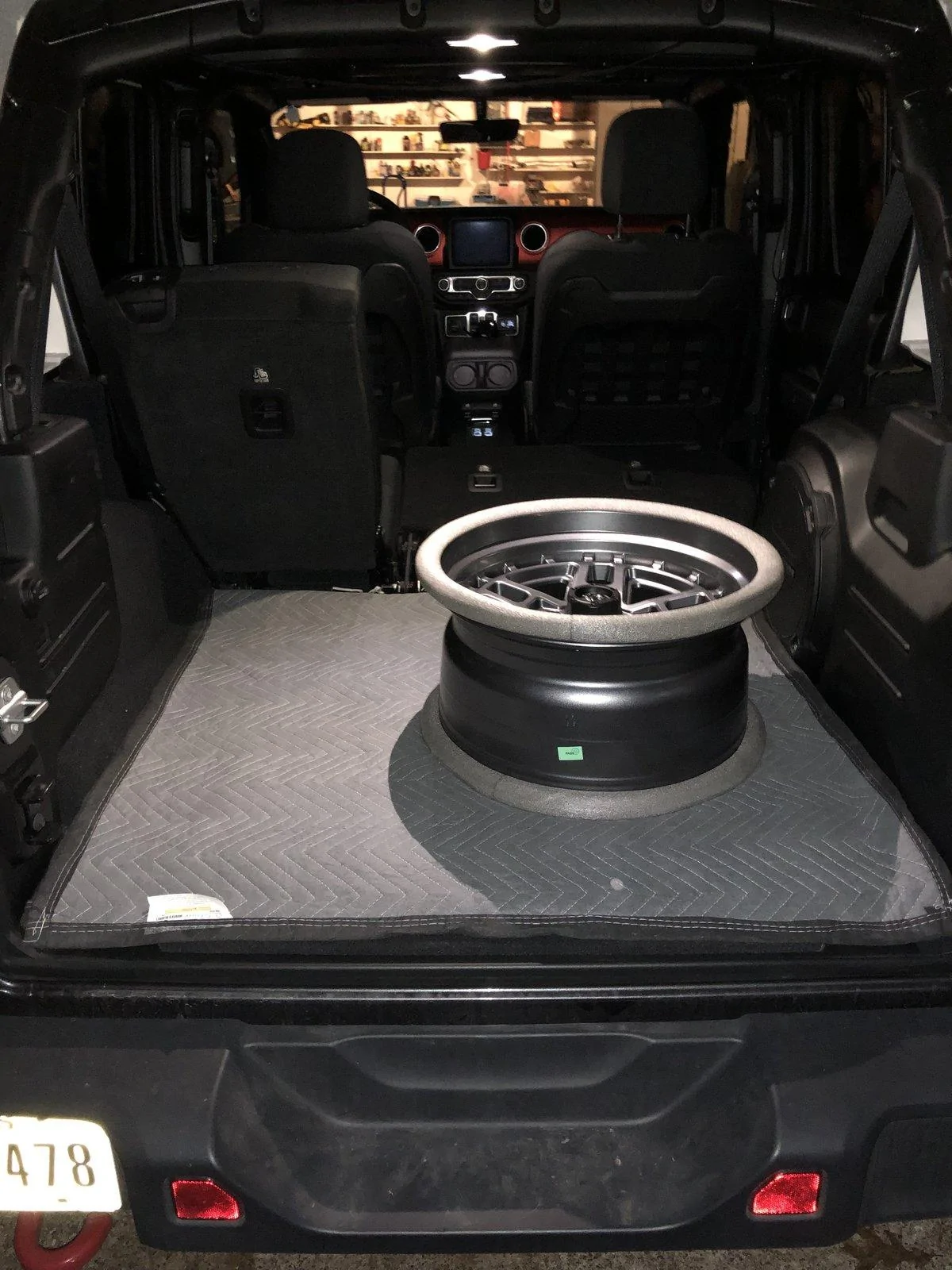 Jeep Wrangler JL Harbor Freight Moving Blankets: Why You Need Them 3ACC244D-F055-4E6B-A454-7D6D88DF03D9