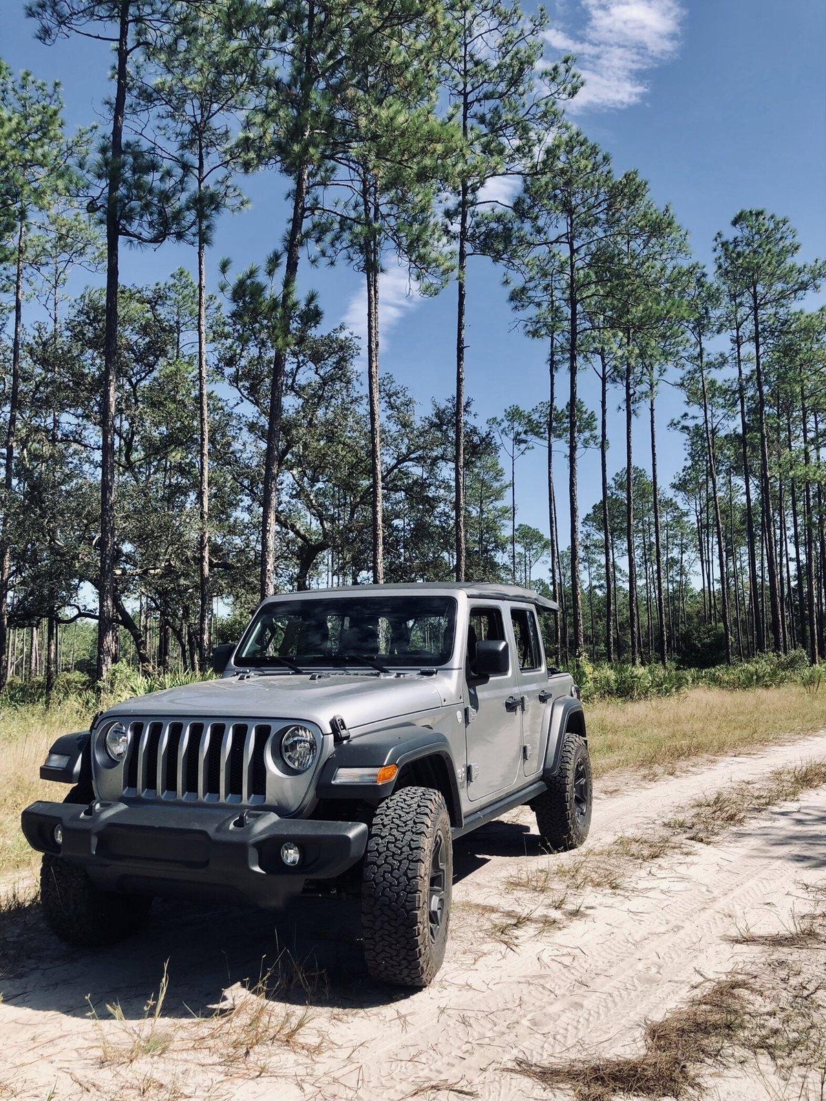 Jeep Wrangler JL The Non-Rubicon Jl & JLU Thread 5EC460EB-D602-4259-894F-9B12B922AAD0