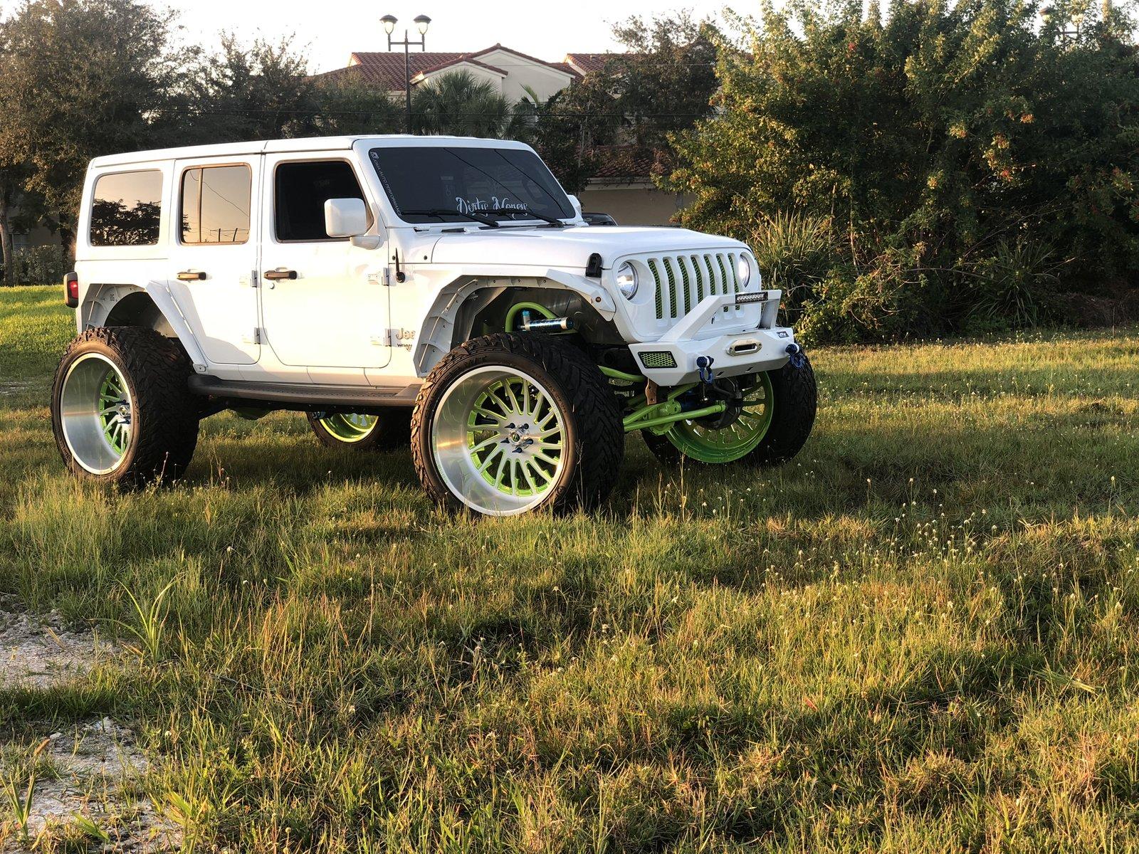 Jeep Wrangler JL The white JL E7E3816E-15B8-44A0-B6C1-43C16DFD99B2