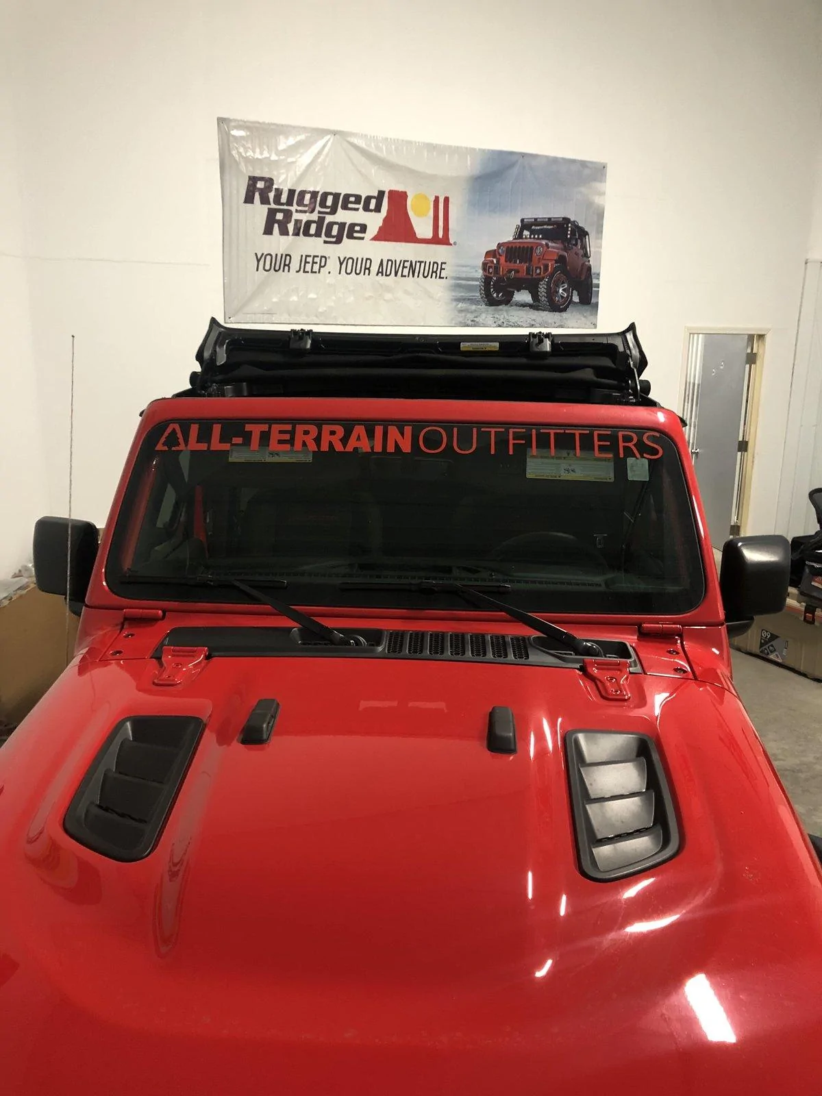Jeep Wrangler JL Bestop sunrider installed! A2FD83A5-ED5E-470A-9A50-2C471DD48CCD