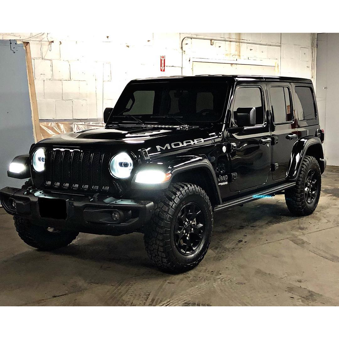 Jeep Wrangler JL MOAB Edition JL Club Thread wrangler_moab_46433101_270641366931600_323129965952396825_n
