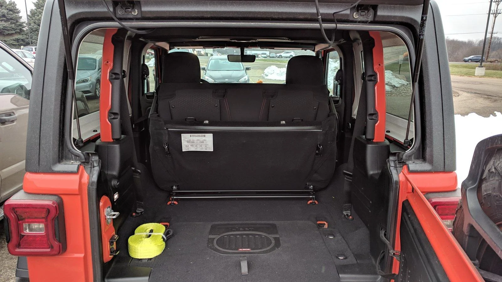 Jeep Wrangler JL Does anyone have a picture of 2 dr. wrangler  back seat folded down? I can't find one anywhere IMG_20181211_124939