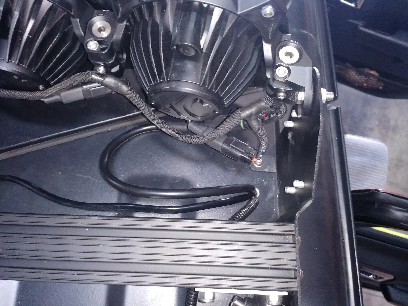 Jeep Wrangler JL KC RACK LED LIGHT BAR WIRING INSTALL DIY WRITEUP a1
