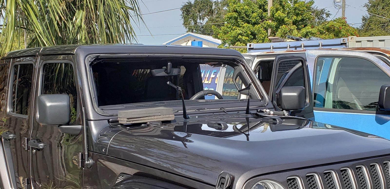 Jeep Wrangler JL Jeep humor waiting room ( ** NO POLITICS ** ) 20181212_114525