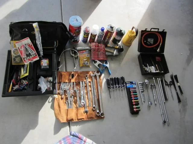 Jeep Wrangler JL Emergency/ Trail Toolkit list? 036