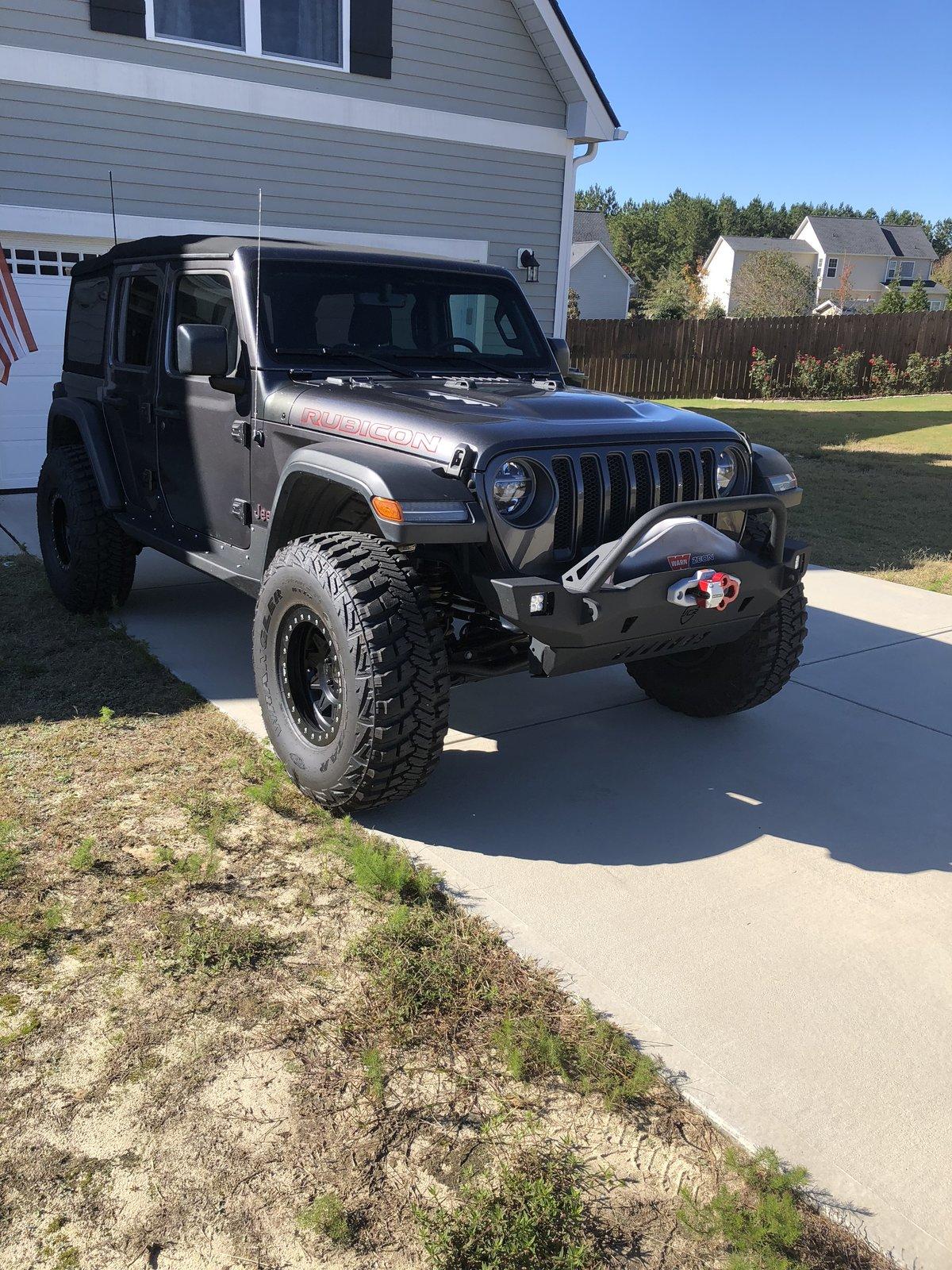Jeep Wrangler JL Rubicon Fender flares 74F354D9-D598-411D-B575-0C20F06ED81E
