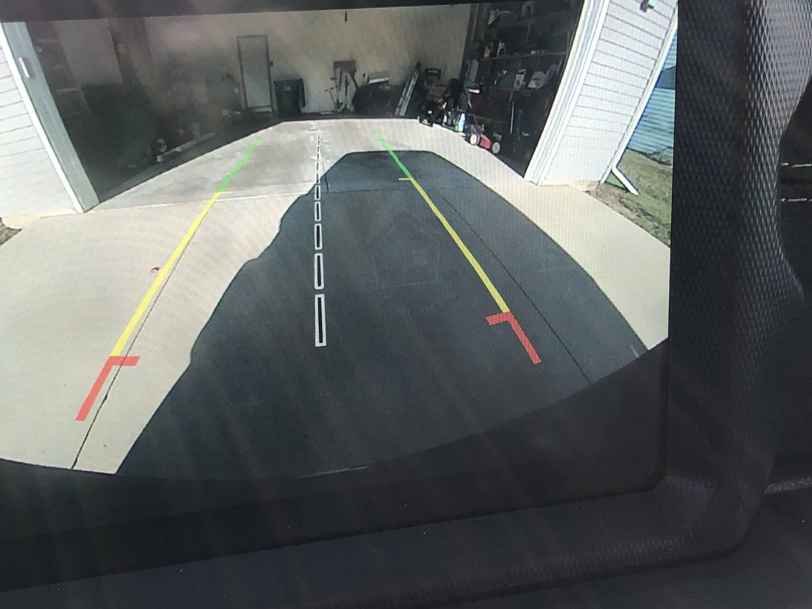Jeep Wrangler JL 8.4" burn in? 20181216_164120619_iOS
