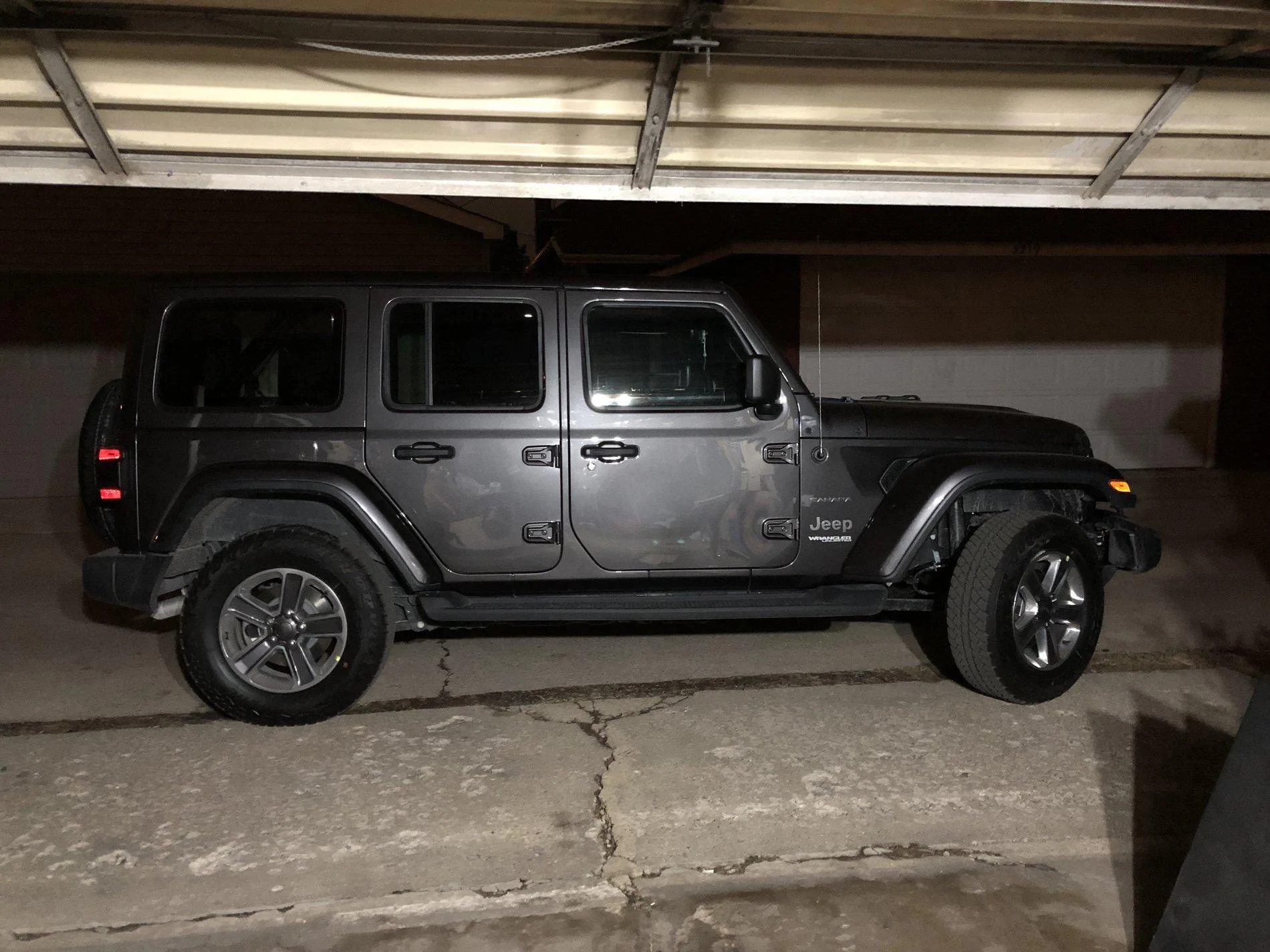 Jeep Wrangler JL Cool Daily Random JL pics. Pics. Pics, pics, pics! bv8rIEEfQeW8CPUhdjXHPQ