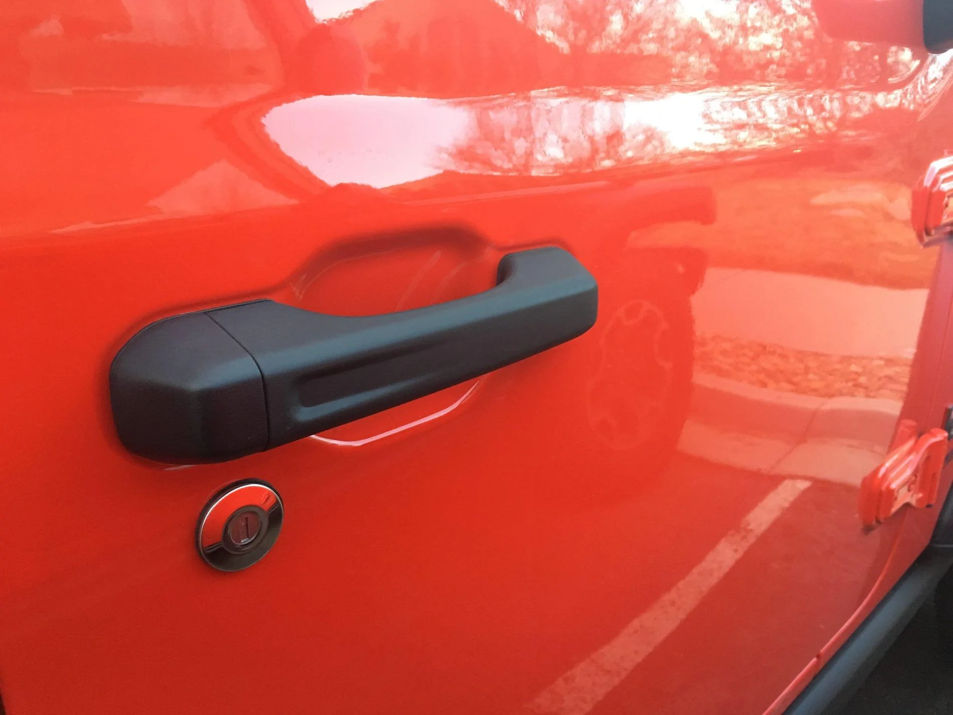 10-JL Door Handle.jpg
