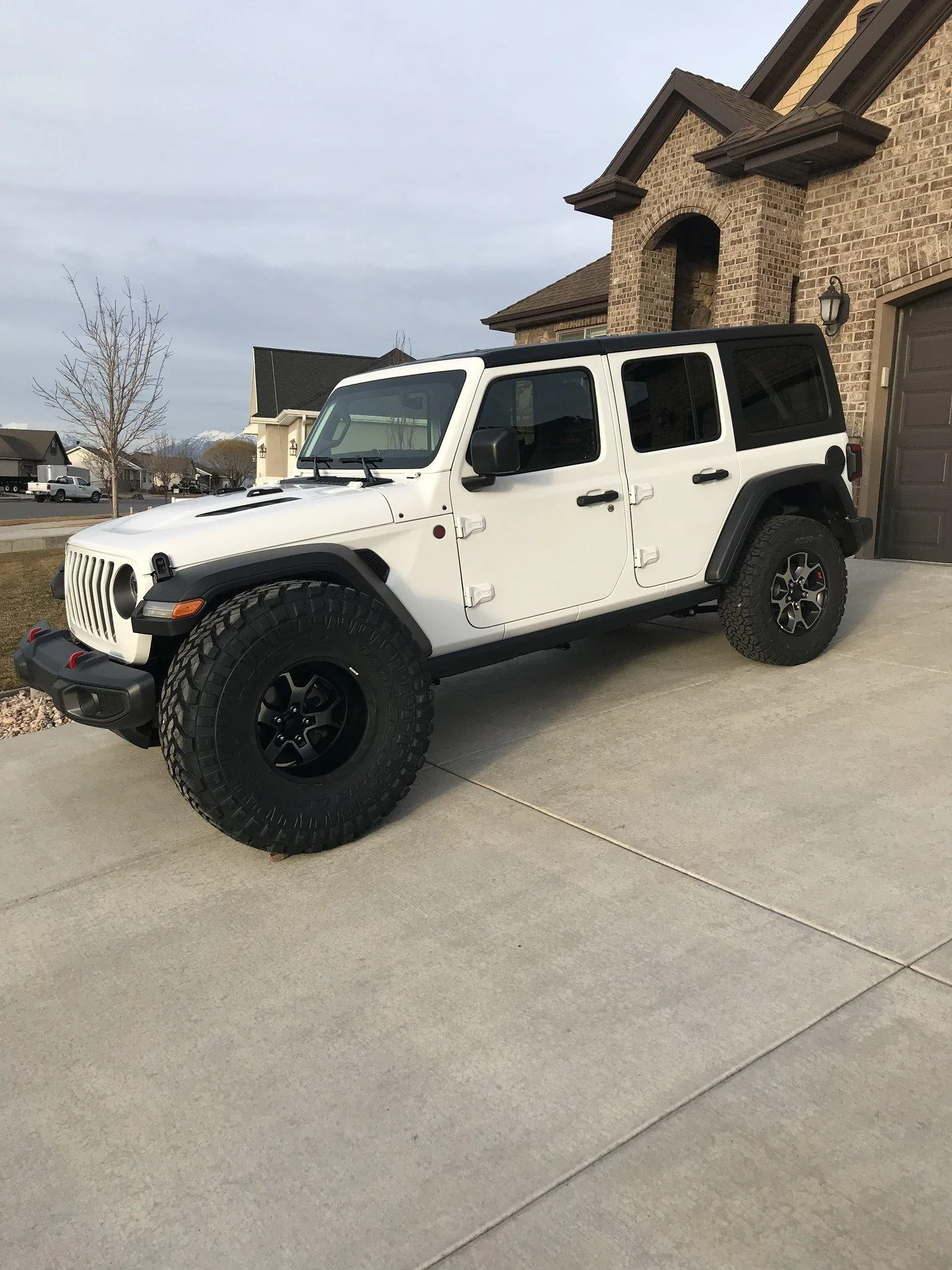 Jeep Wrangler JL Vector Offroad 2018 JLU Bright White Build E4FEE1F0-19BC-42AC-9BDD-CFF06BCF41BF