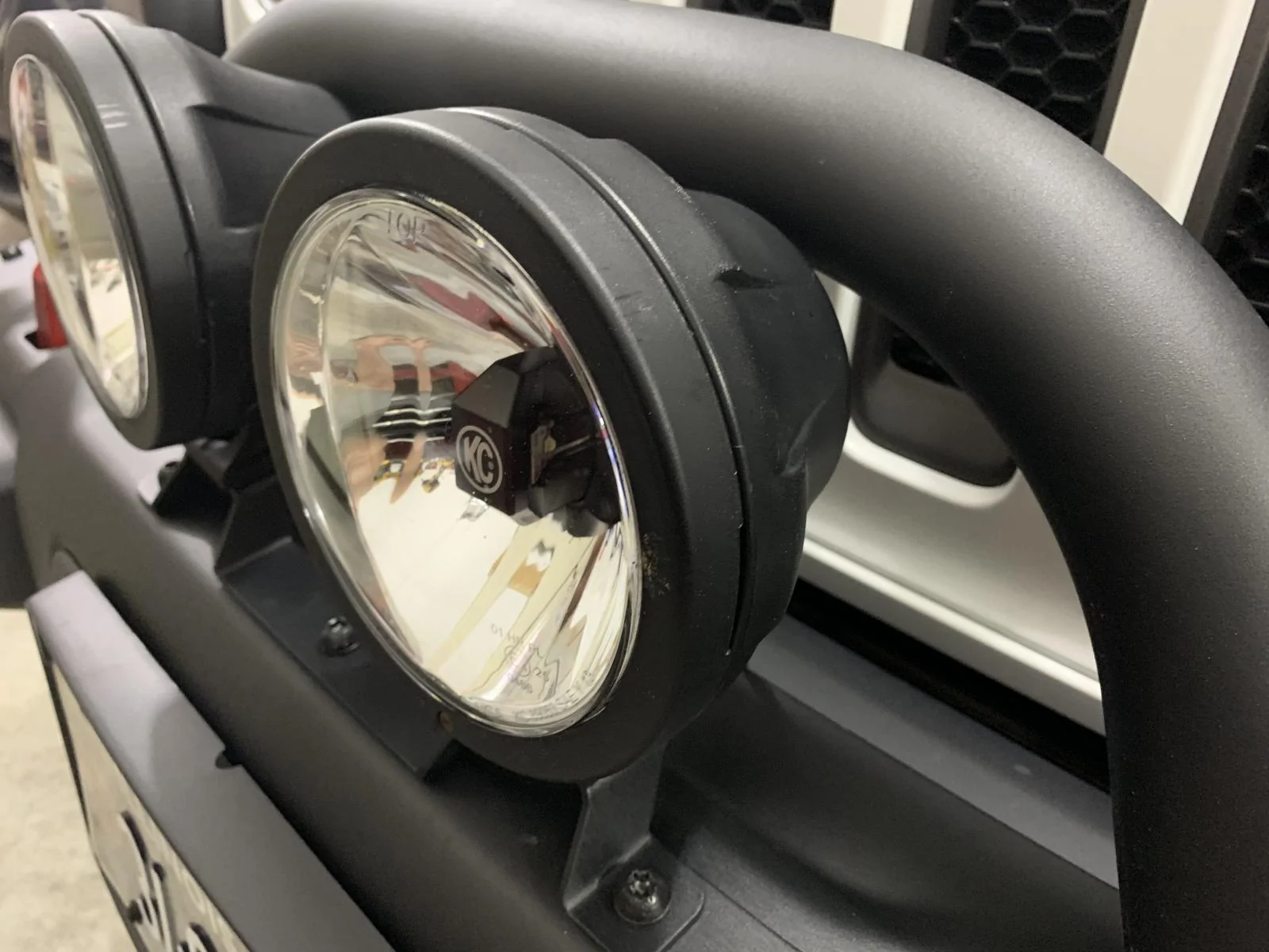 Jeep Wrangler JL KC Gravity Pro Sport Driving Light Pair 2j5c55j