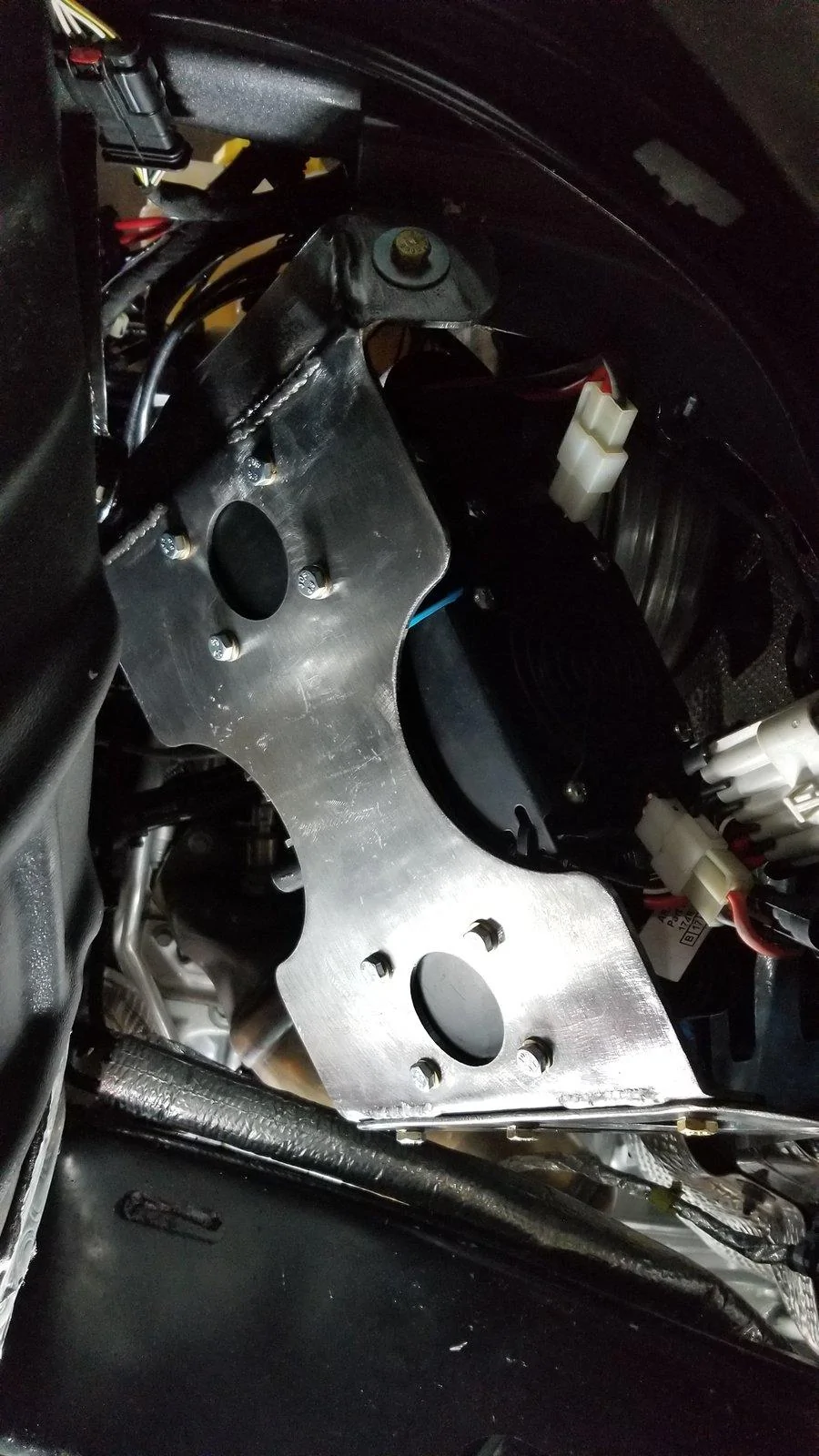 Jeep Wrangler JL Mounting ARB Air Compressor 20181210_010936