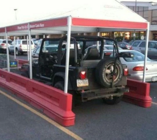 Jeep Wrangler JL Emergency rain top jeepparking