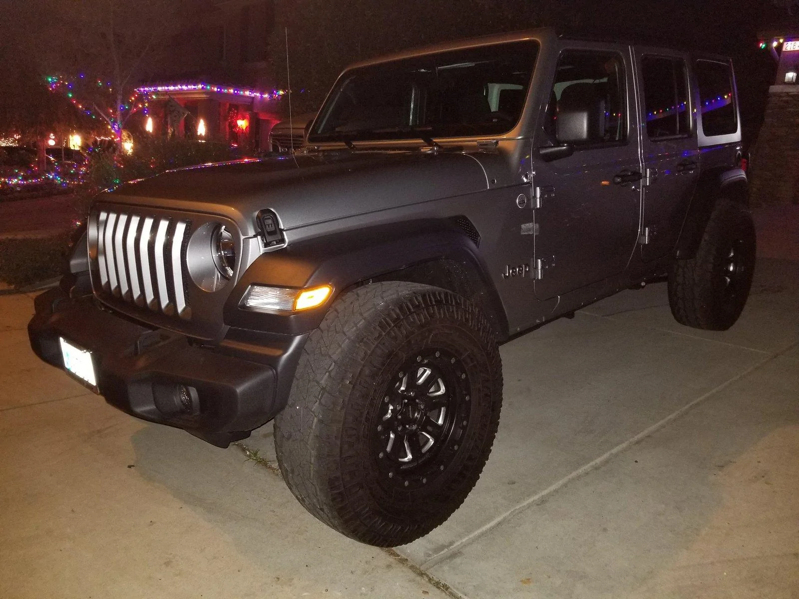 Jeep Wrangler JL Anyone running pro comp at sport 20181223_185549