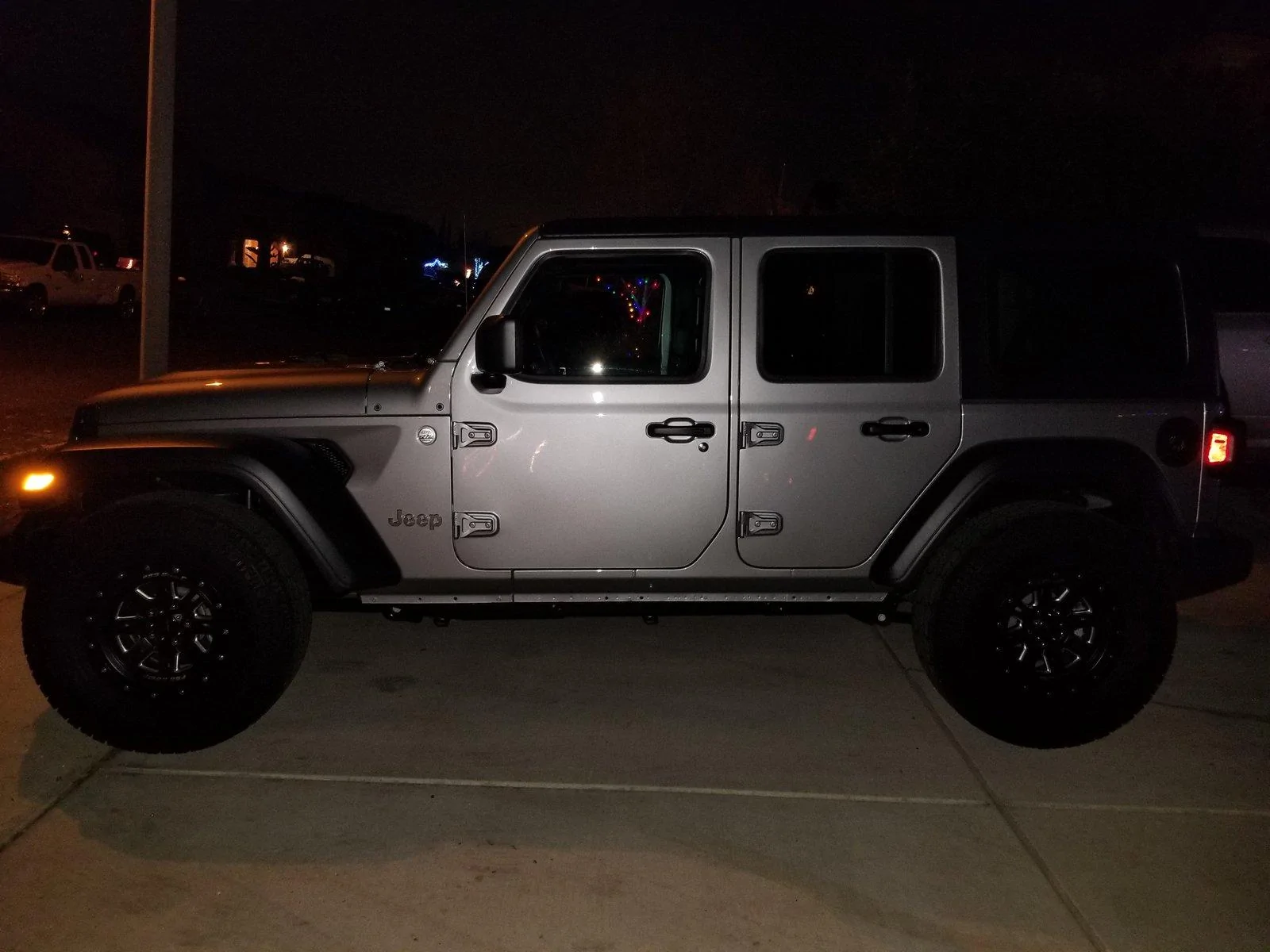 Jeep Wrangler JL Anyone running pro comp at sport 20181223_185525