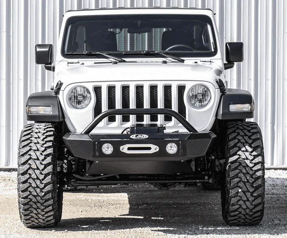 Jeep Wrangler JL Stubby bumper with halogen fog lights upload_2018-12-26_12-31-34