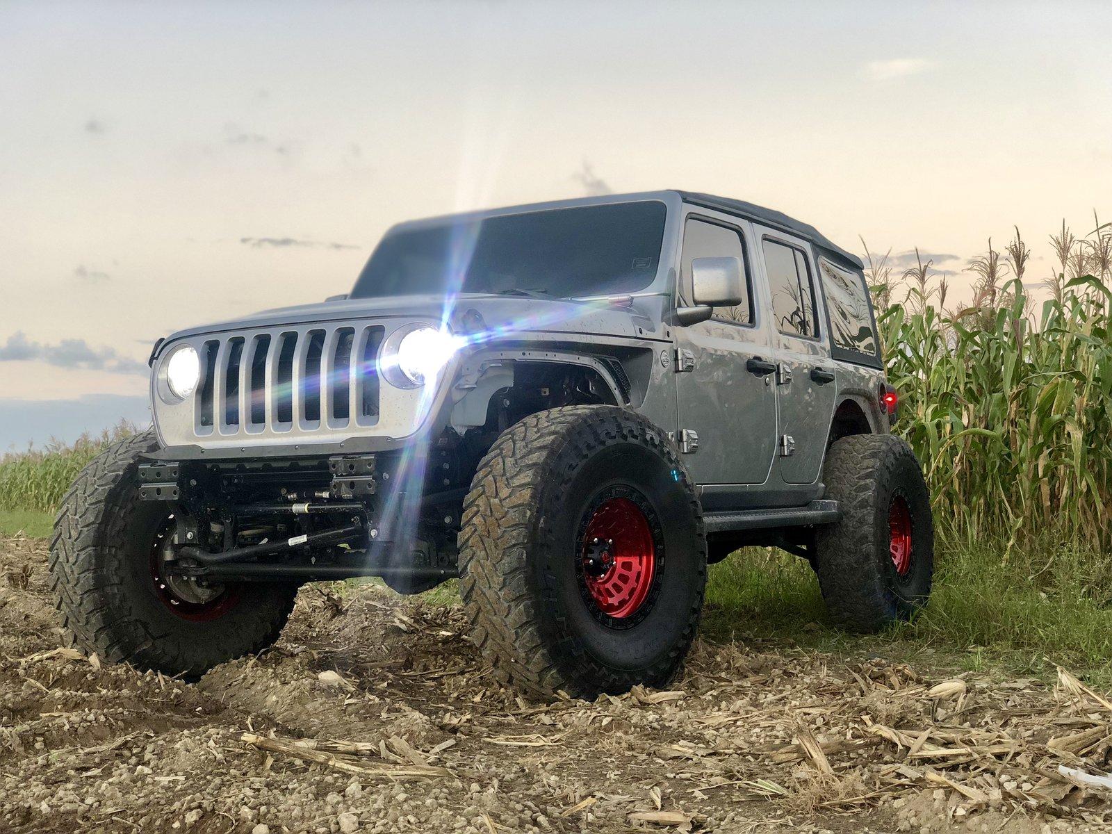Jeep Wrangler JL 40'S on your JL 9C41A72F-9FC6-4327-8CBC-844E9A7429E4