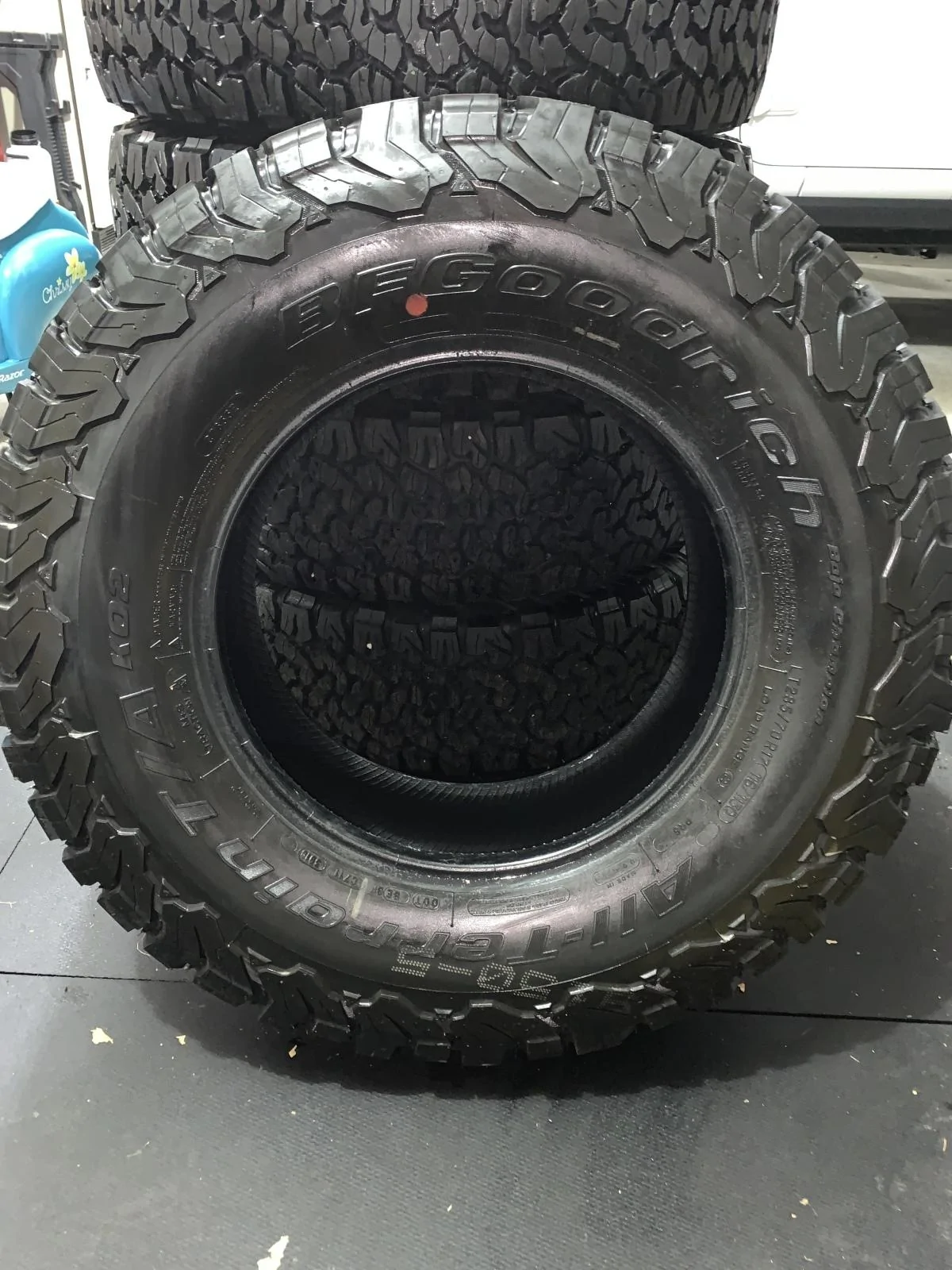 Jeep Wrangler JL Rubicon Tires (IL) 68ri2v