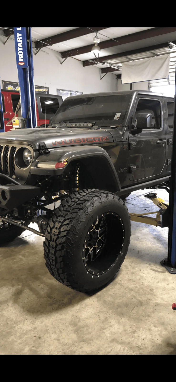 Jeep Wrangler JL 40'S on your JL BF94C76F-5526-475E-98F9-AE73D8EA9EBF