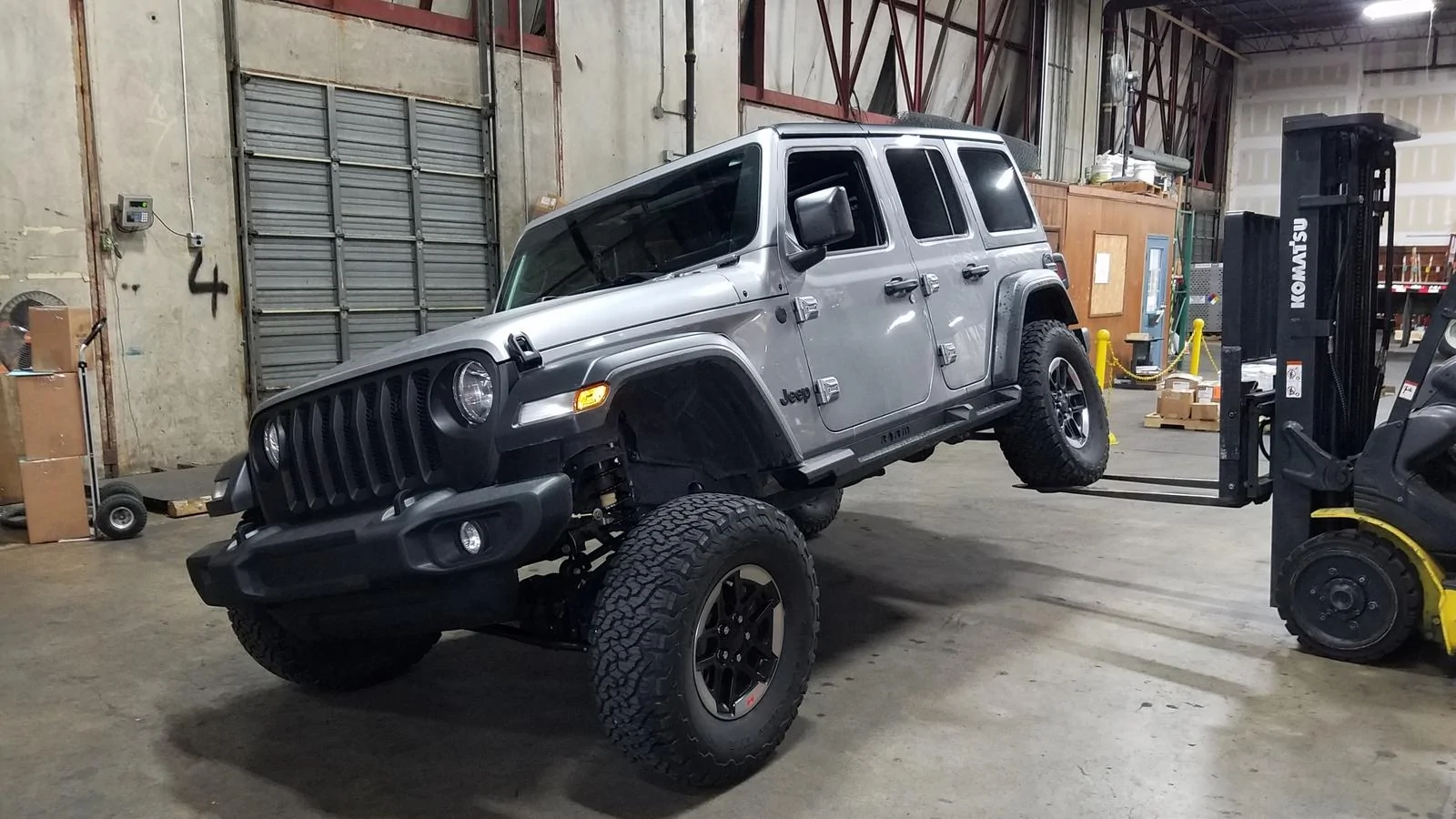 Jeep Wrangler JL "FLEX"/Articulation pictures? 9dJxv9