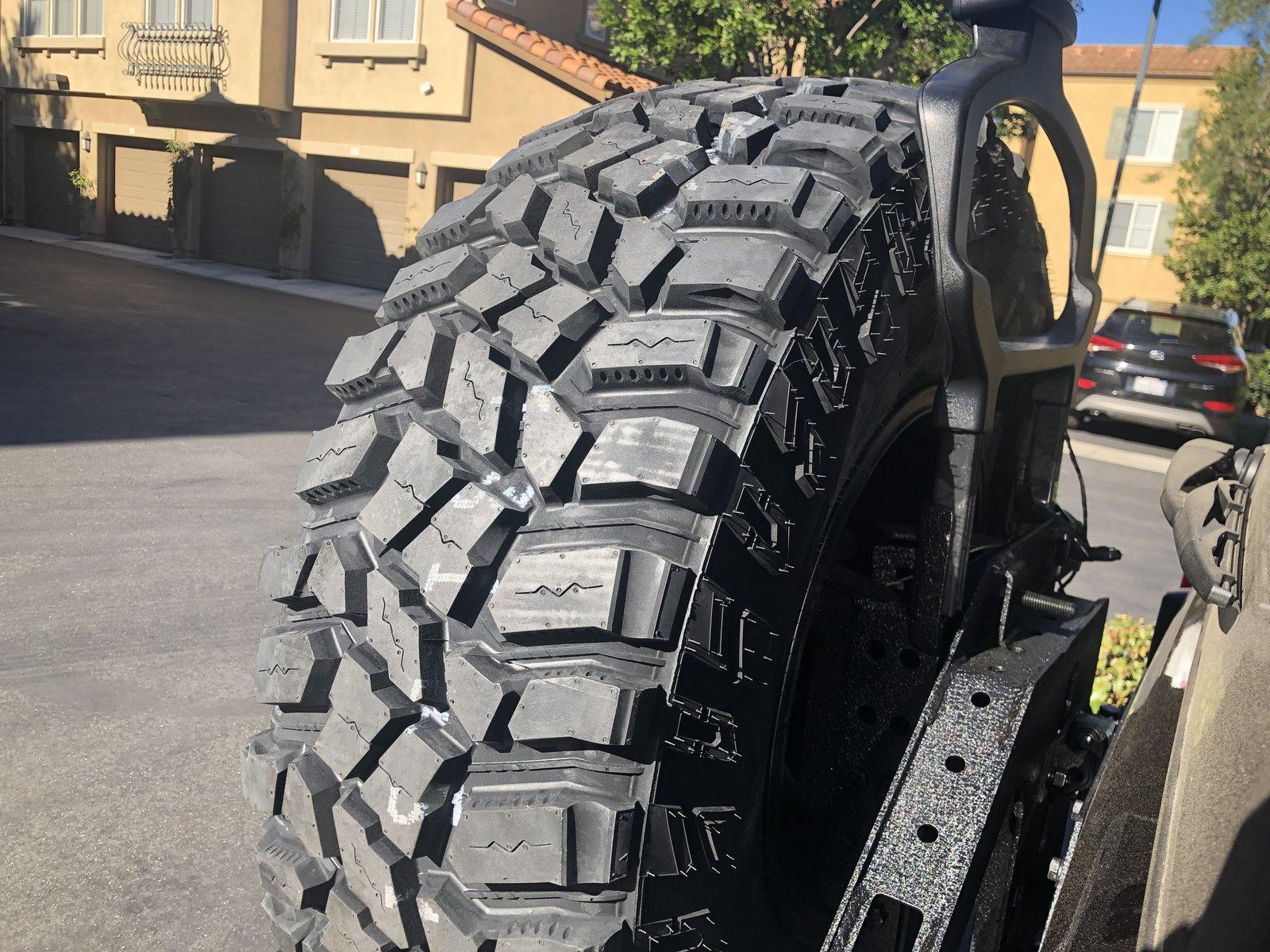 Jeep Wrangler JL The Tire Carrier Thread 37197A58-A317-4DA1-9F41-32D013194023