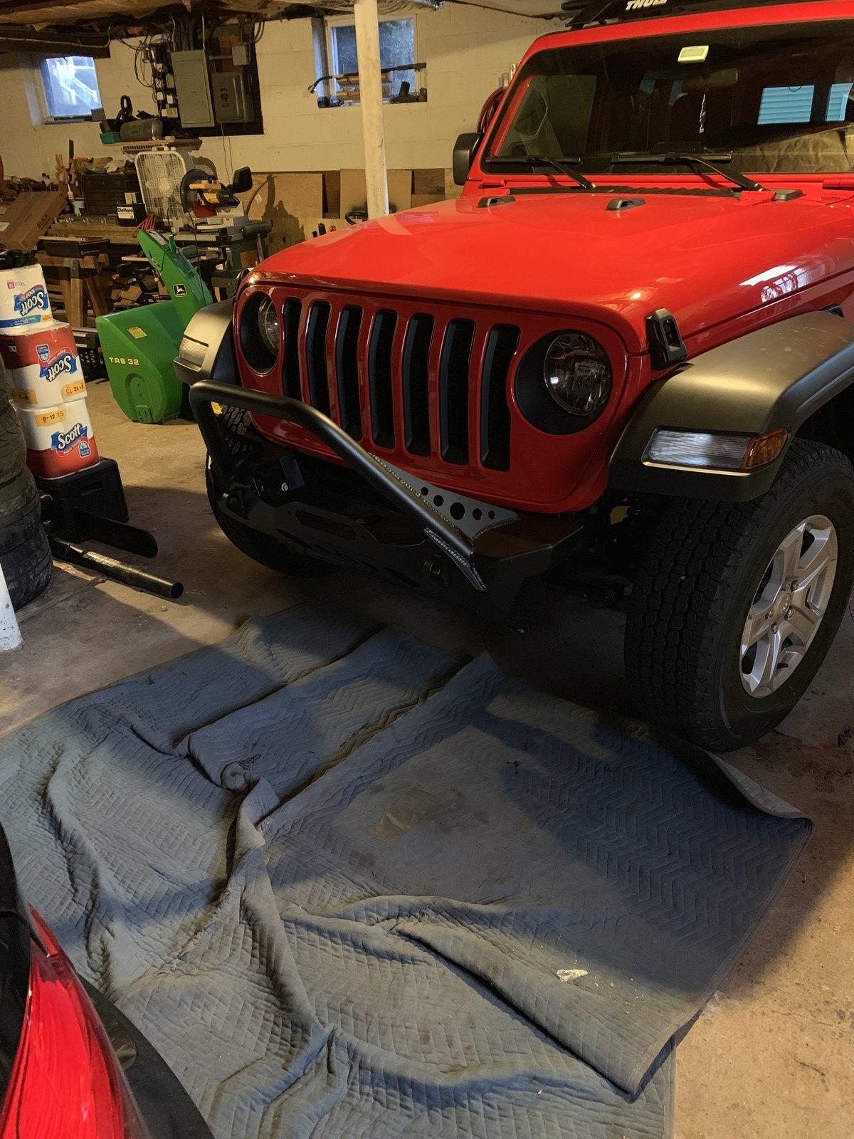 Jeep Wrangler JL Stubby Front Bumper F79AD398-9062-44C7-AD77-ED9E054EB69C