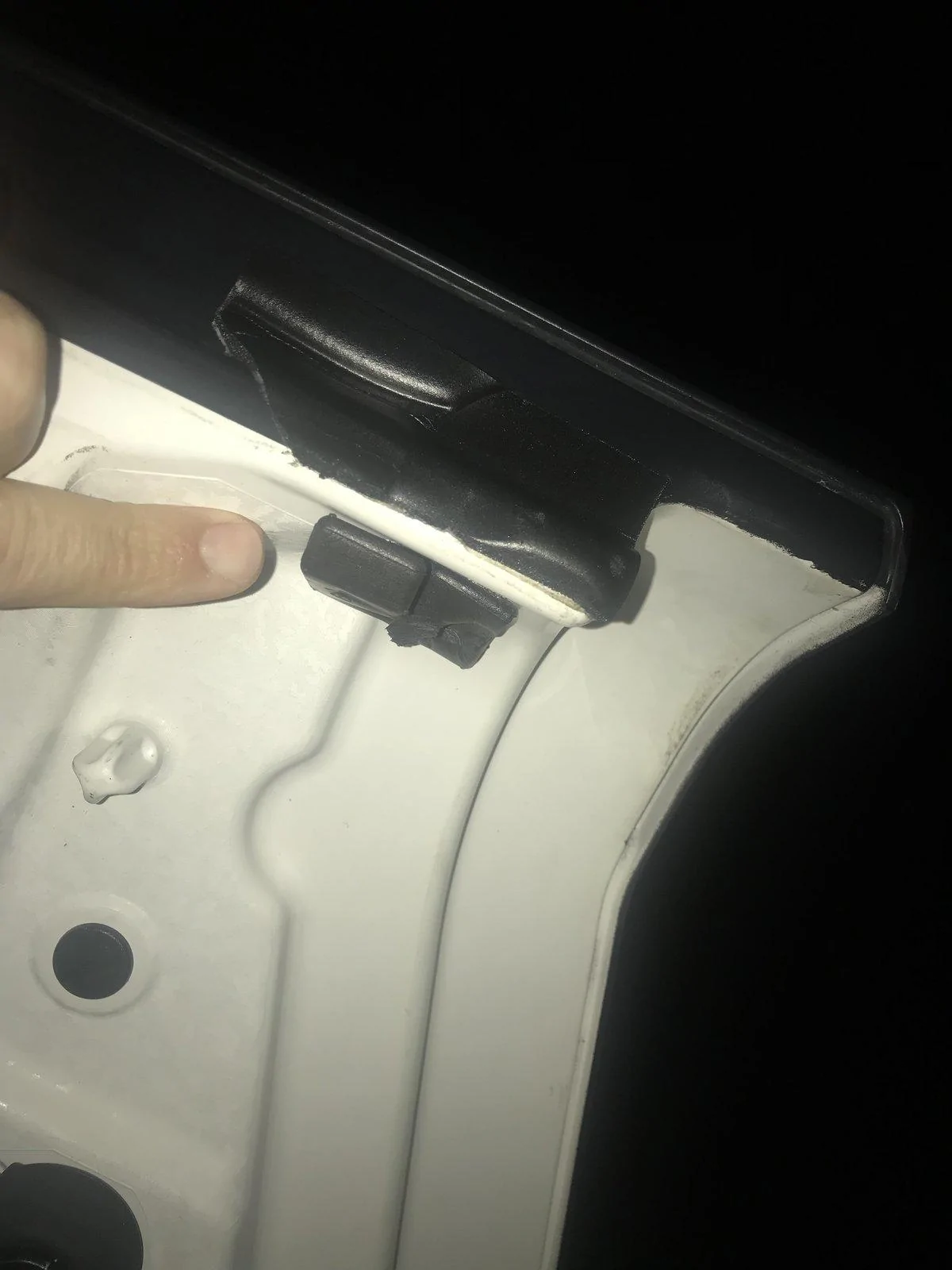 Jeep Wrangler JL Freedom Panel Noise IMG_1340