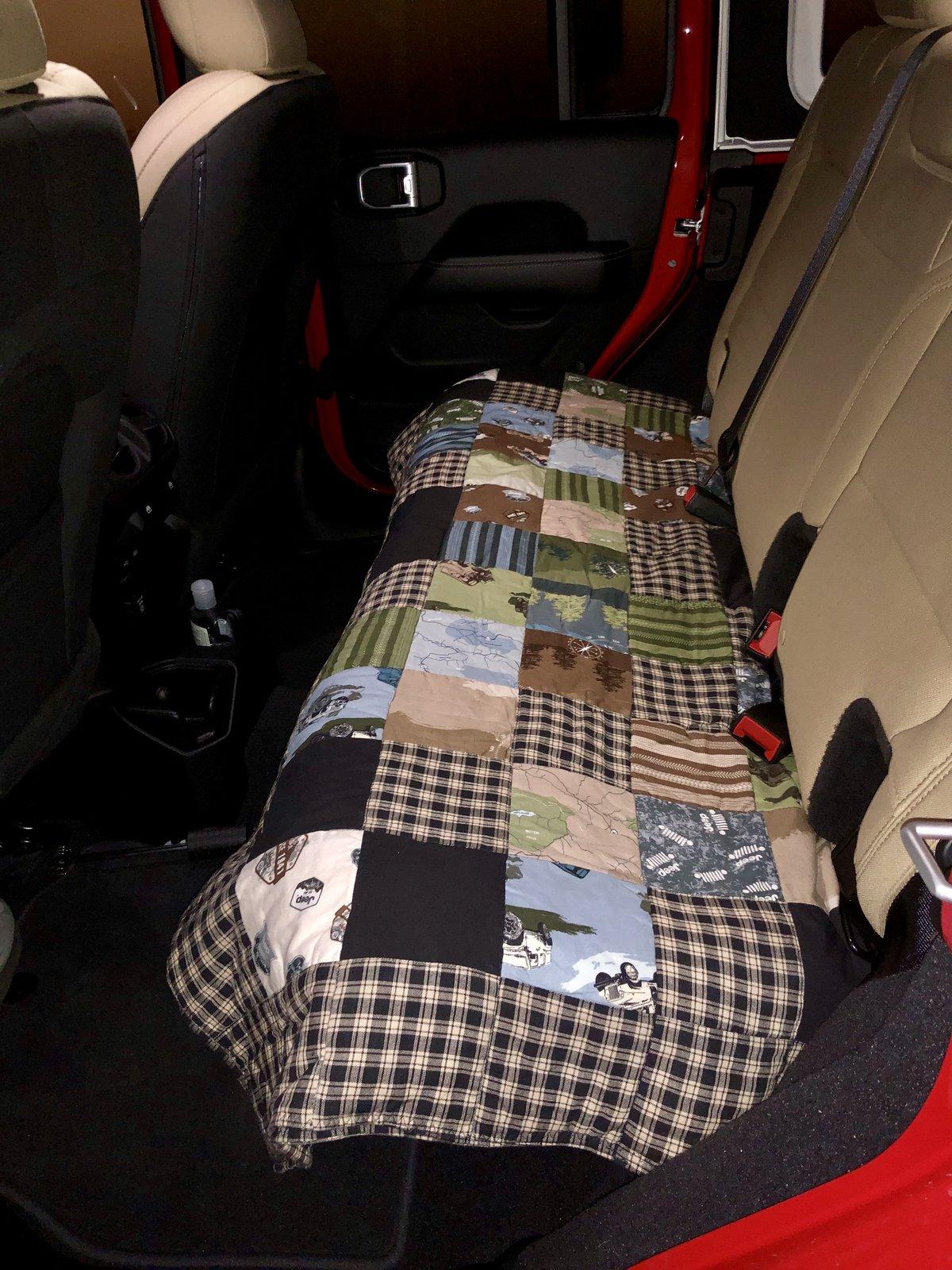 Jeep Wrangler JL Handmade Jeep Quilt 5DAB3738-D810-41ED-B921-814944FECC6F