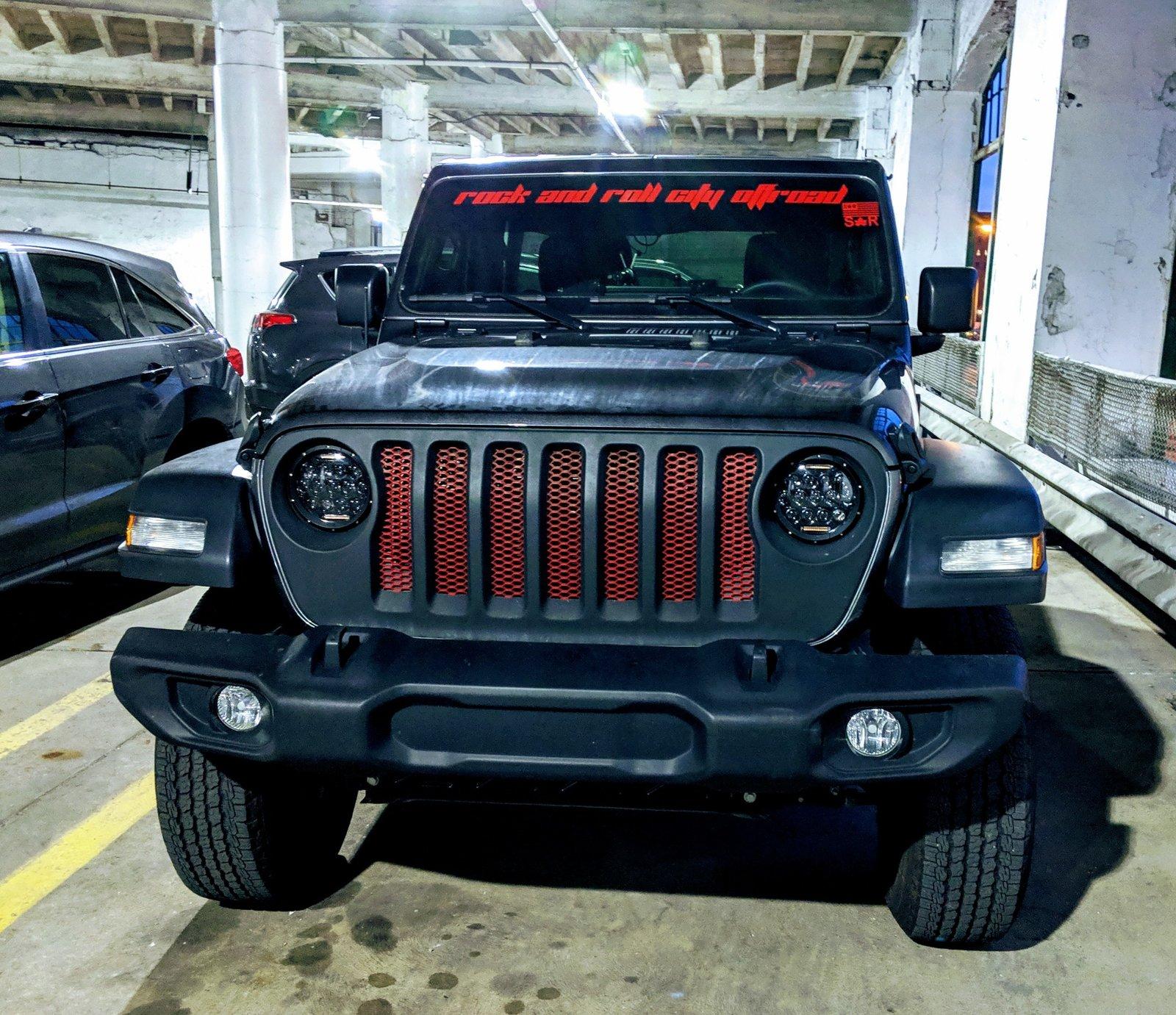 Jeep Wrangler JL New LED headlights - Like them? 7136d079-61b5-4b49-bfa8-c36074593db2